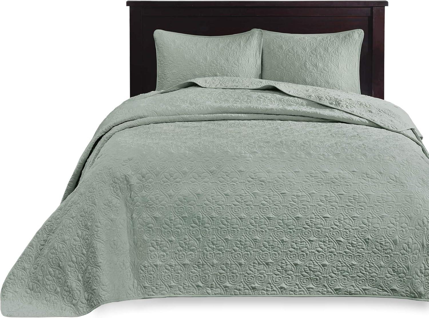 Quebec Reversible Coverlet Set