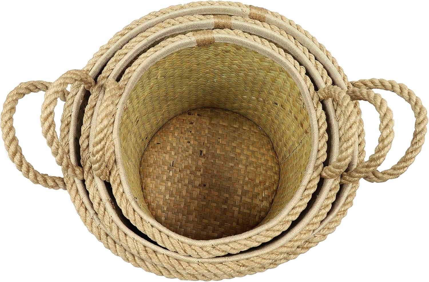 DecMode 17", 15", 13"W White Seagrass Handmade Two Toned Storage Basket with Handles, 3-Pieces