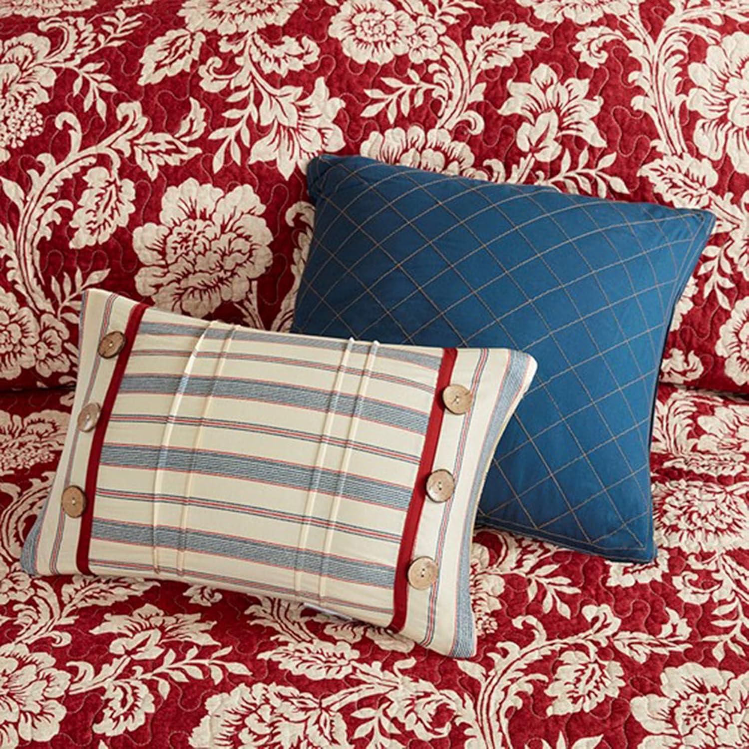Madison Park Lucy Reversible Cotton Twill Quilt Set with Throw Pillows