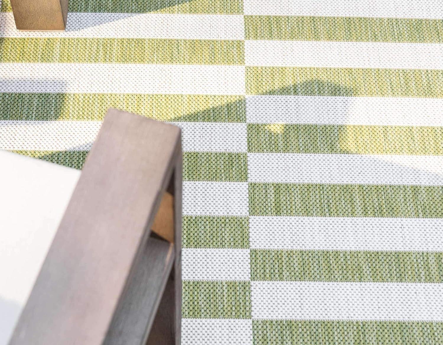 Unique Loom Outdoor Striped Collection Area Rug - Striped (5' 1" x 8' Rectangle Green/Ivory)