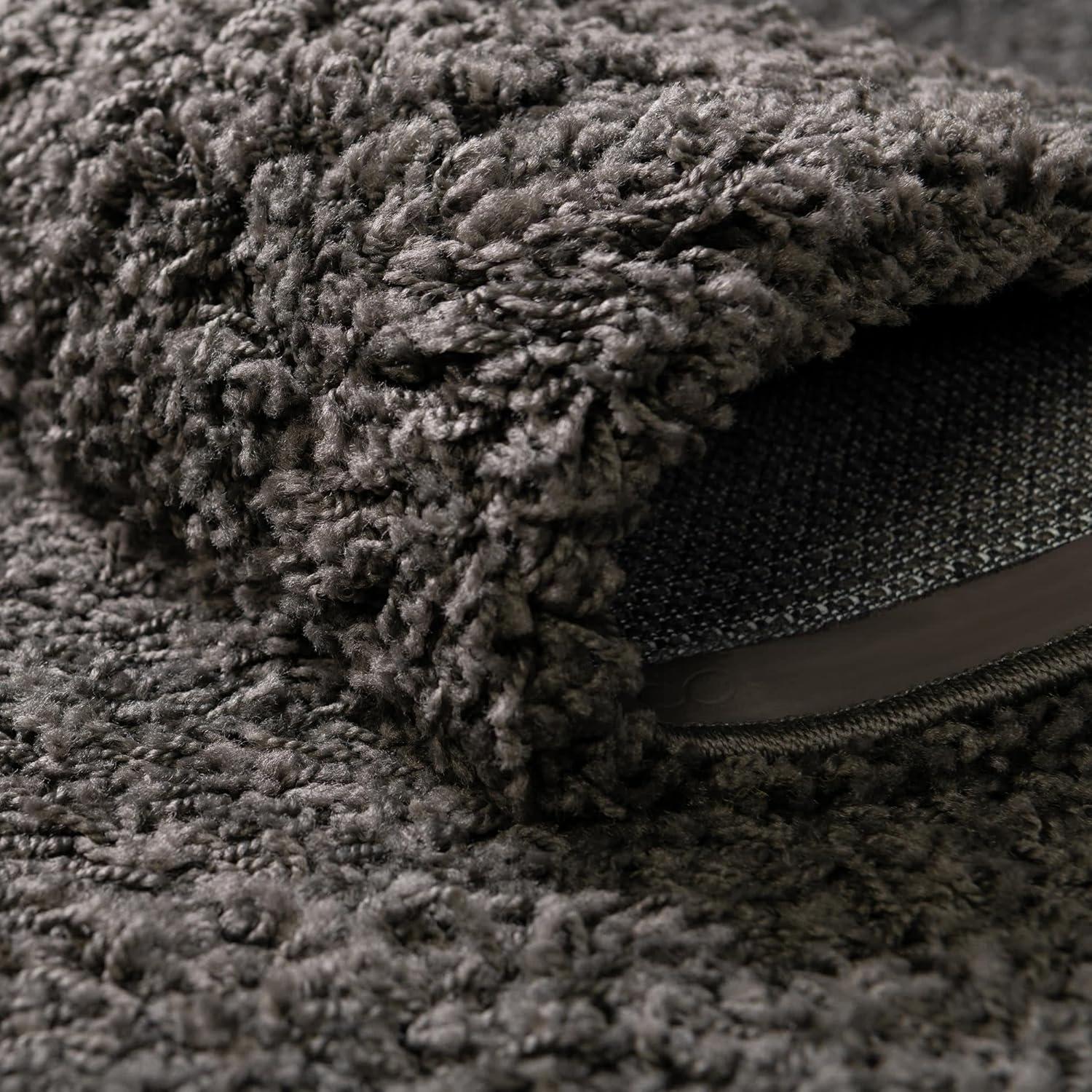 Unique Loom 4' 1 x 6' 1 Solid Shag Graphite Gray Area Rug