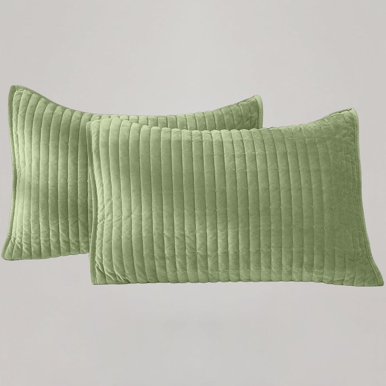 Sage Green Velvet Full Quilt Set with Pillow Shams