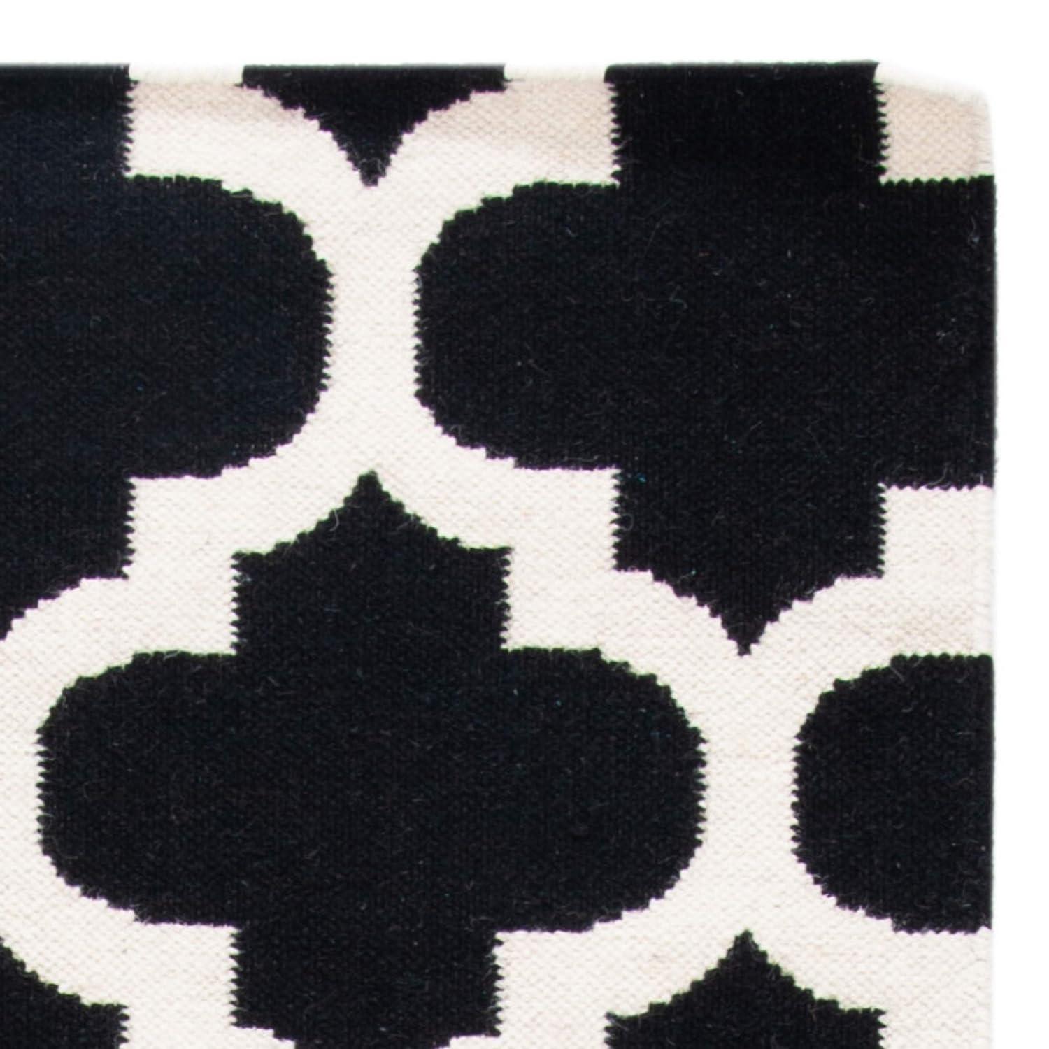SAFAVIEH Dhurries Aditya Geometric Area Rug, Black/Ivory, 3' x 5'