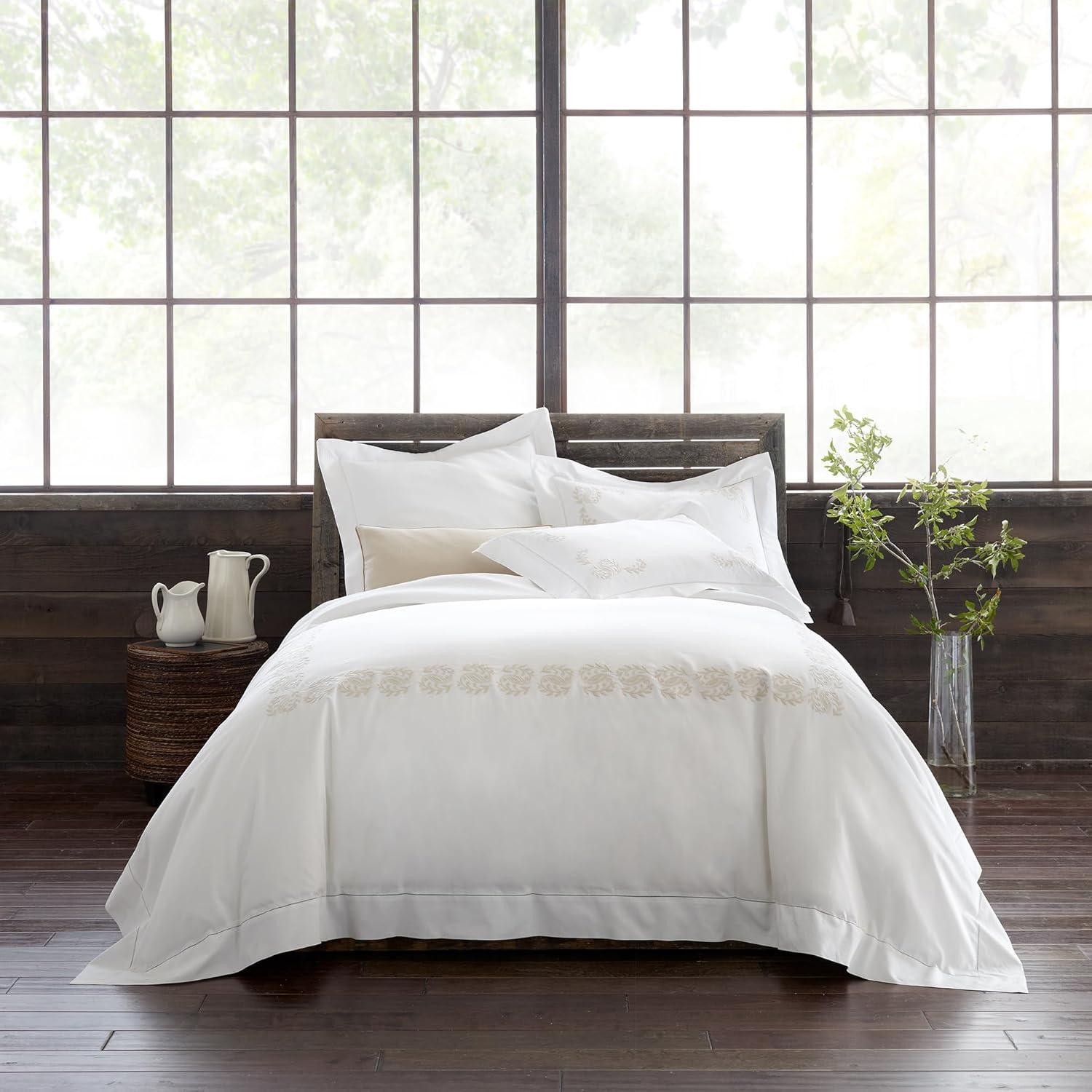 Dierking Traditional Cotton Floral Coverlet