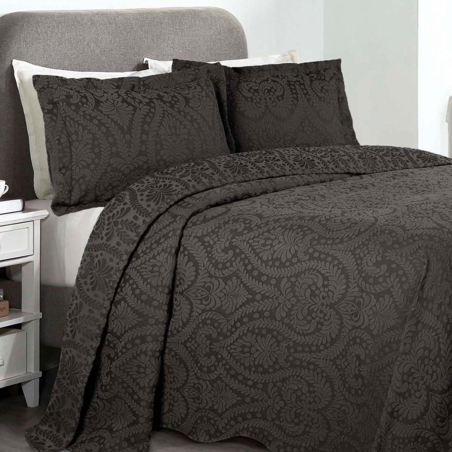 Aspen Floral Scalloped Edge Cotton Blend Coverlet / Bedspread Set