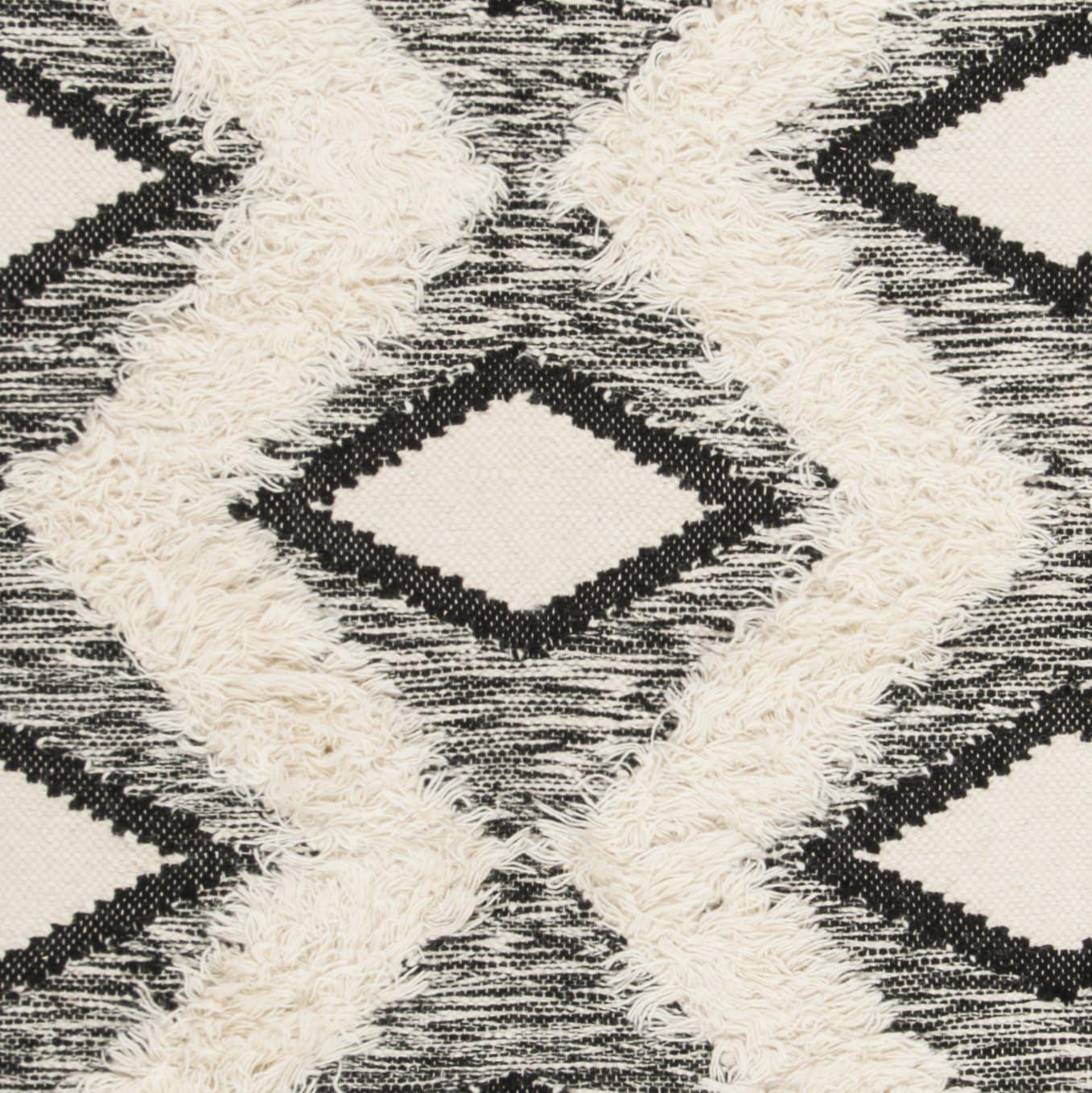 Kenya KNY908 Hand Knotted Area Rug - Black/Ivory - 4'x6' - Safavieh