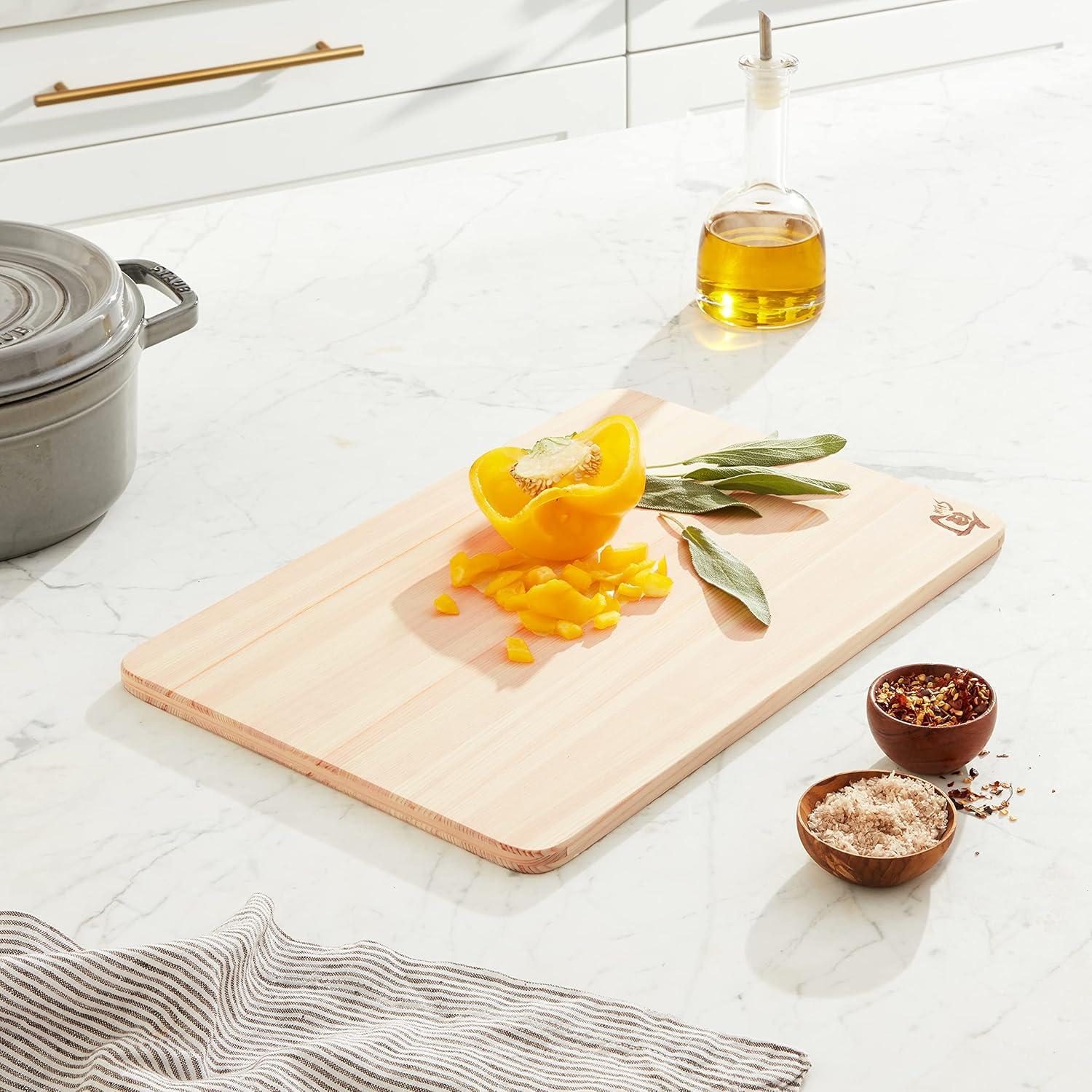 Shun DM0816 Hinoki Cutting Board, Medium
