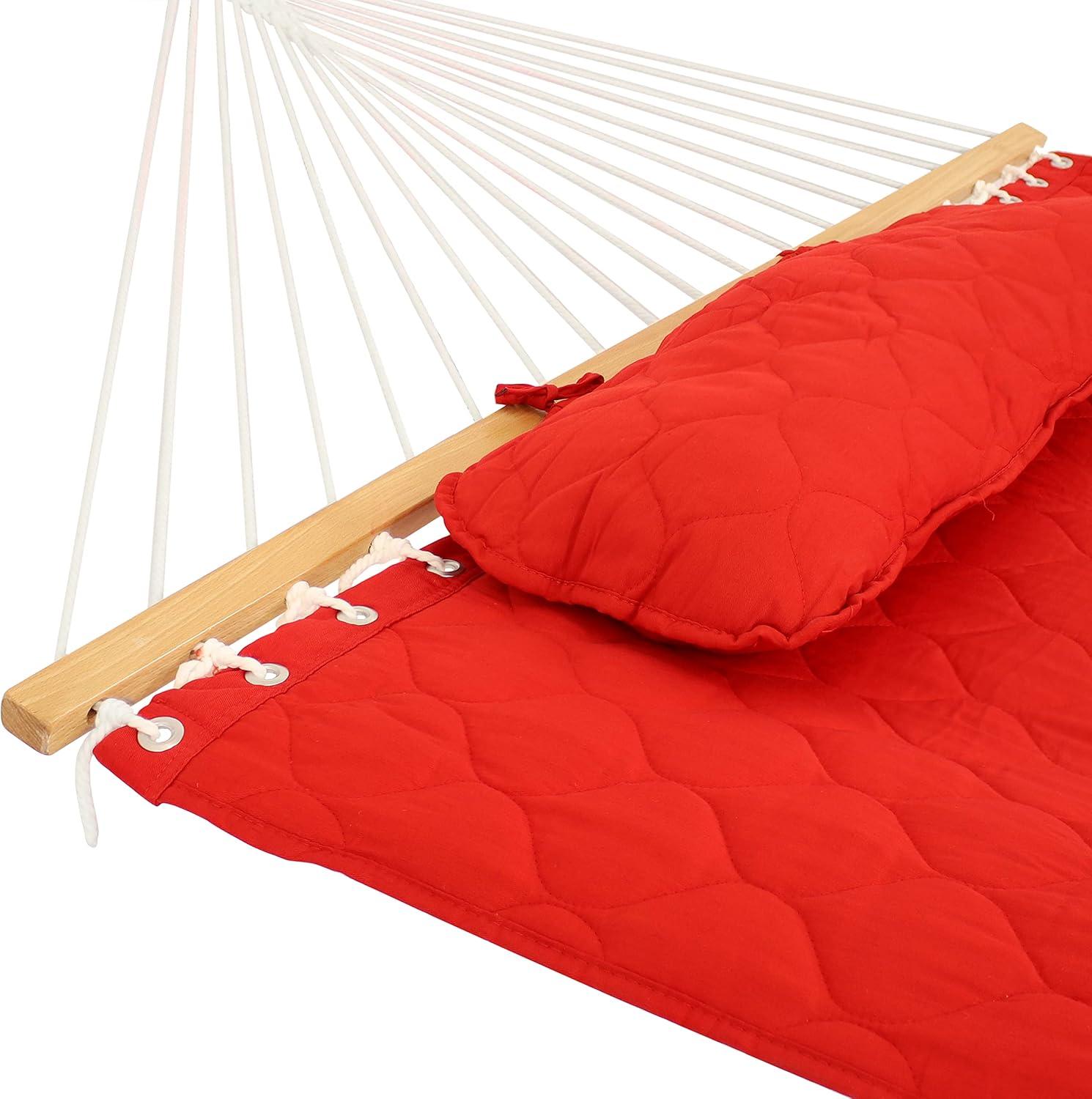 Sunnydaze Red Quilted Fabric 2-Person Hammock with Spreader Bars