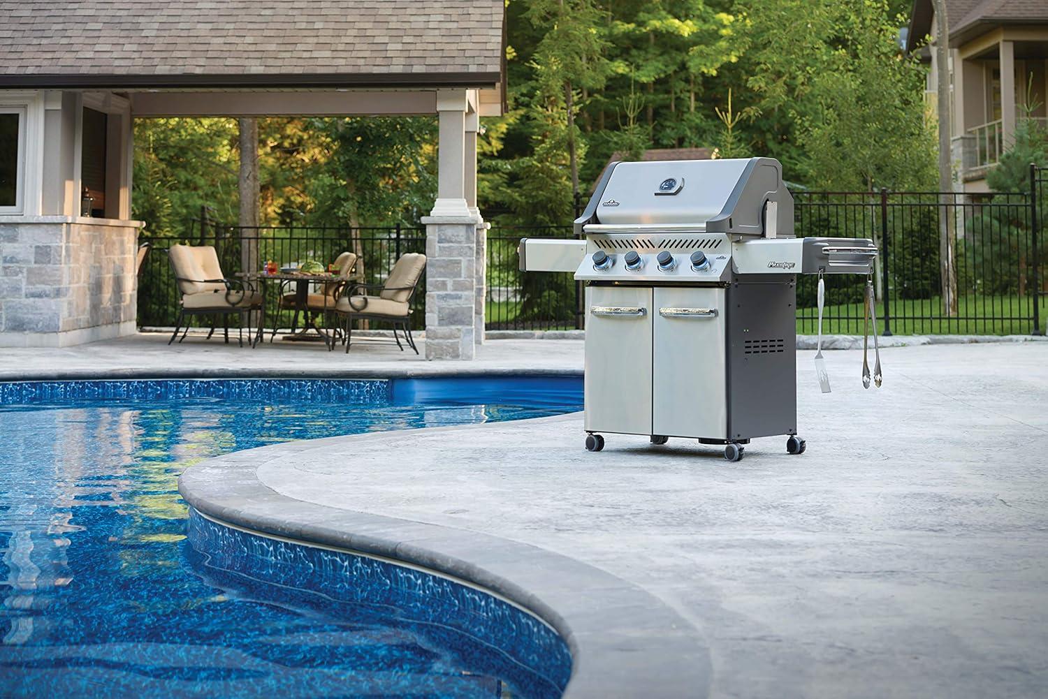 Stainless Steel Propane Gas Grill with Side Burner and Smoker