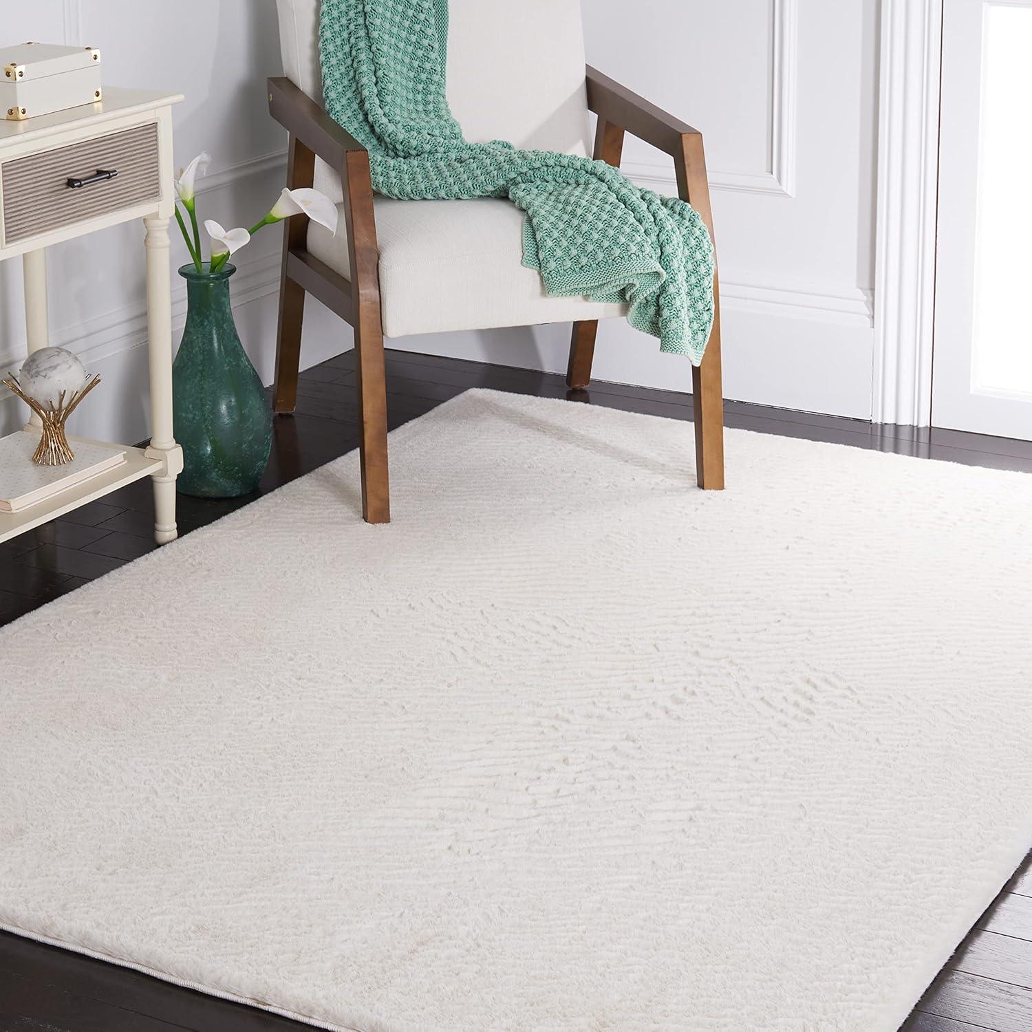 Faux Rabbit Fur FRF500 Power Loomed Machine Washable Indoor Area Rug - Off White - 4'x6' - Safavieh