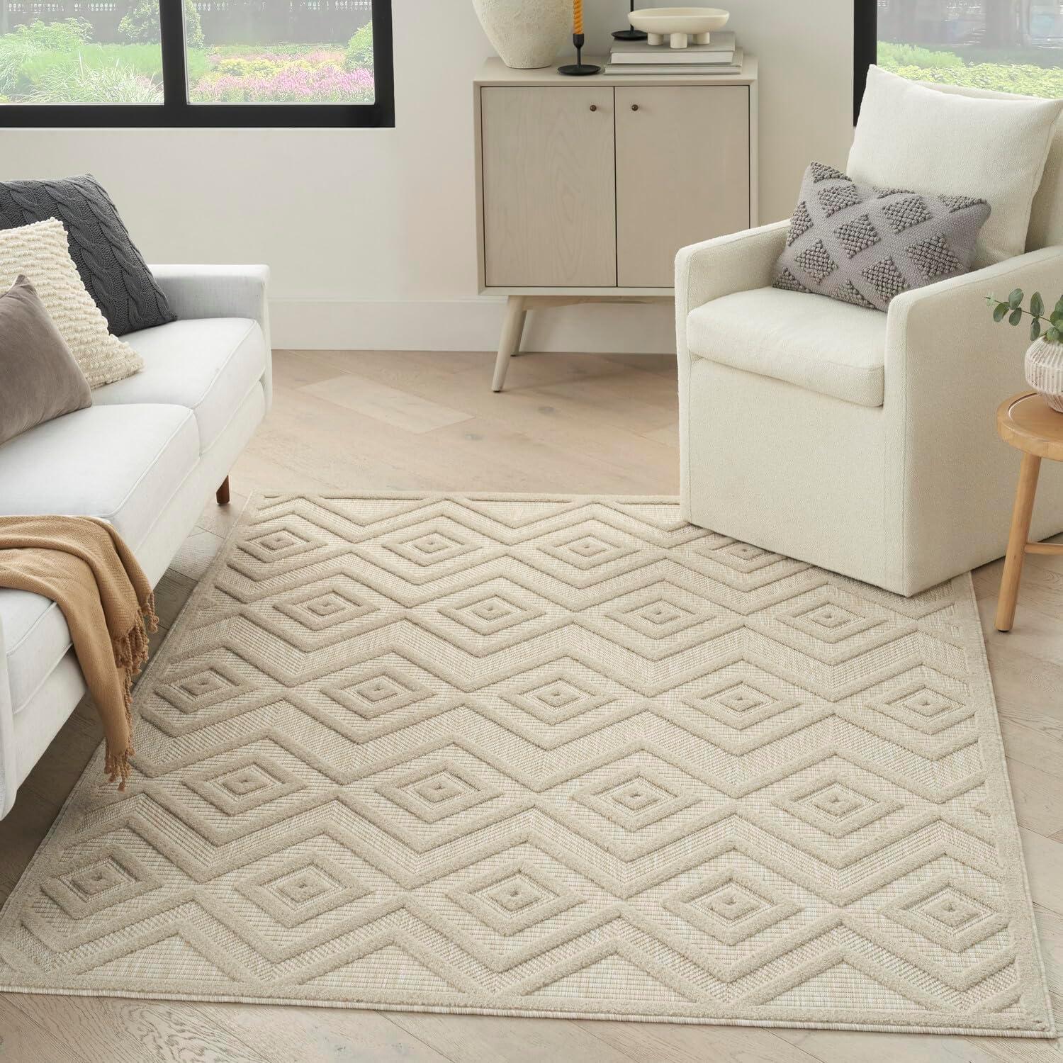 Cream Diamond Flat Woven Synthetic 6' x 9' Area Rug