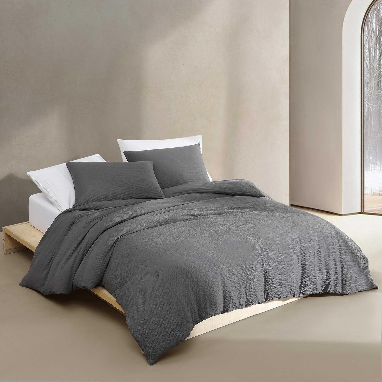 Gray Queen Seersucker 3-Piece Duvet Cover Set