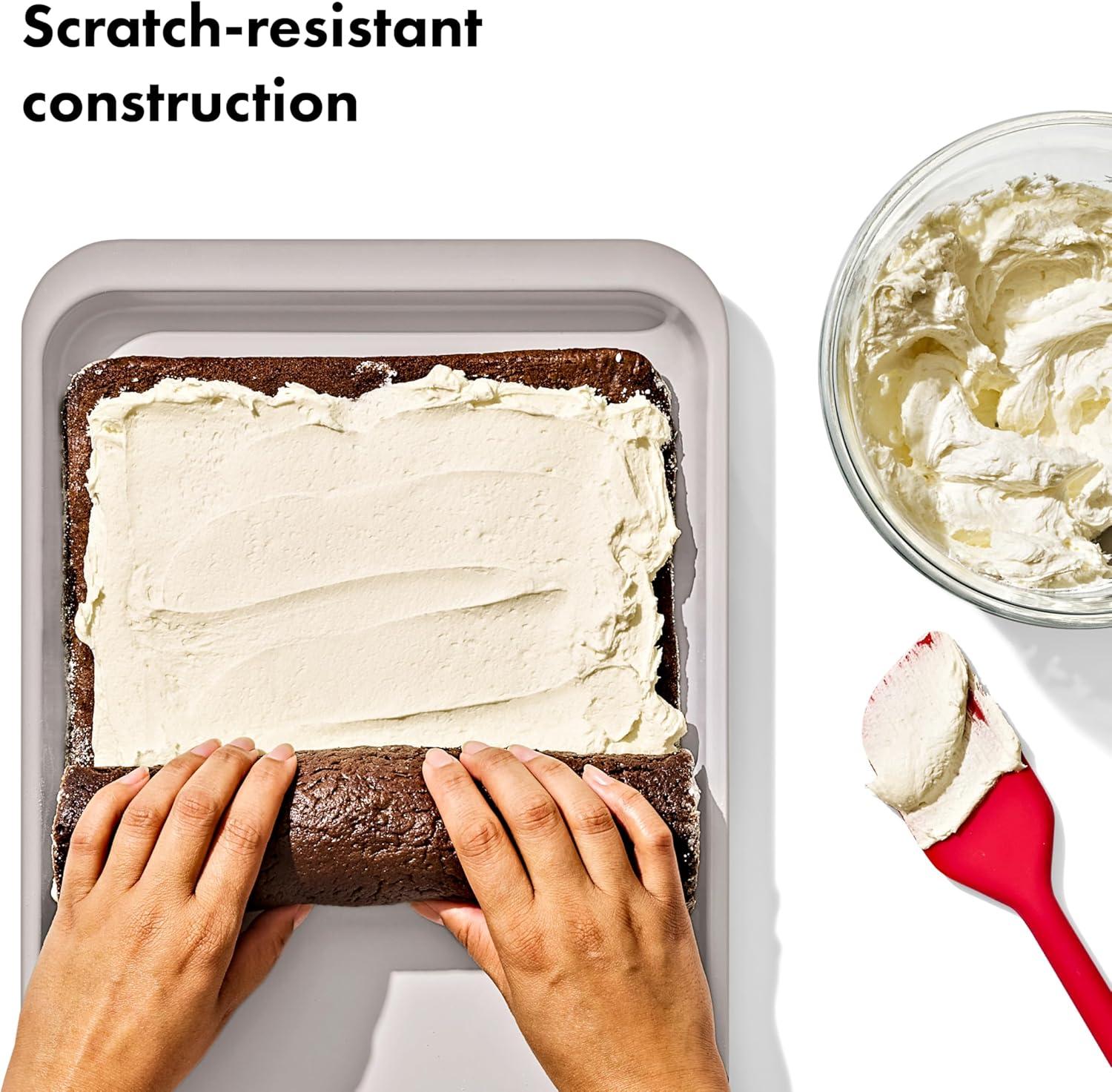 Non-Stick Ceramic Coated Metal Jelly Roll Pan in Biscuit