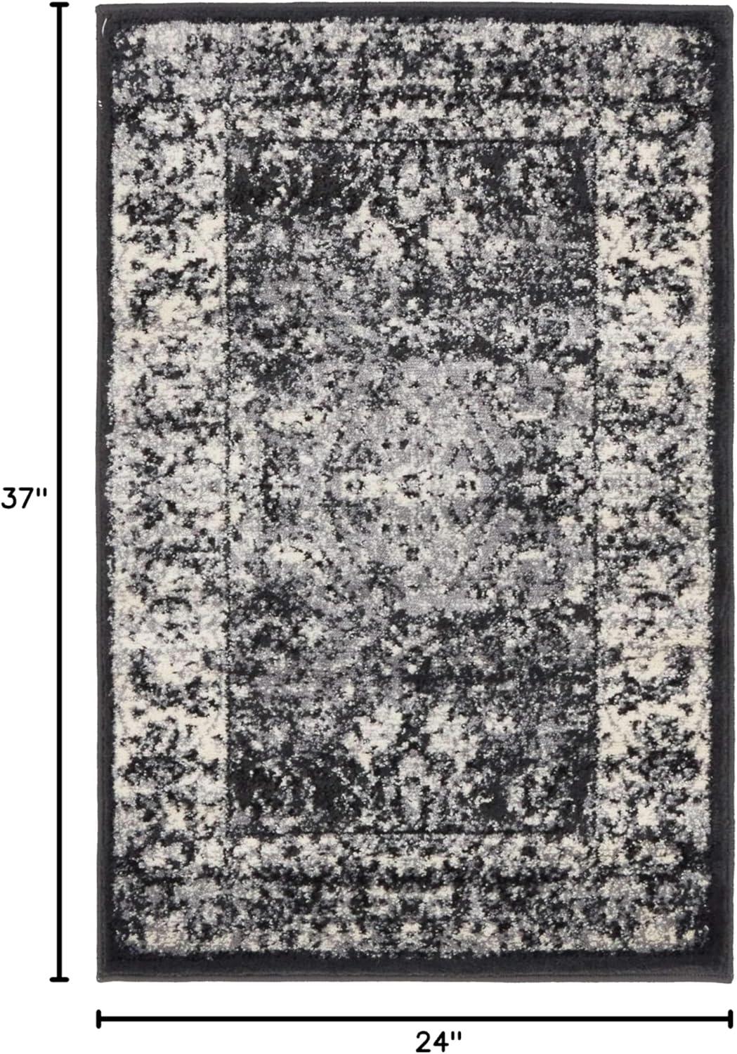 Bosphorus Light Gray Distressed 2'x3' Synthetic Accent Rug