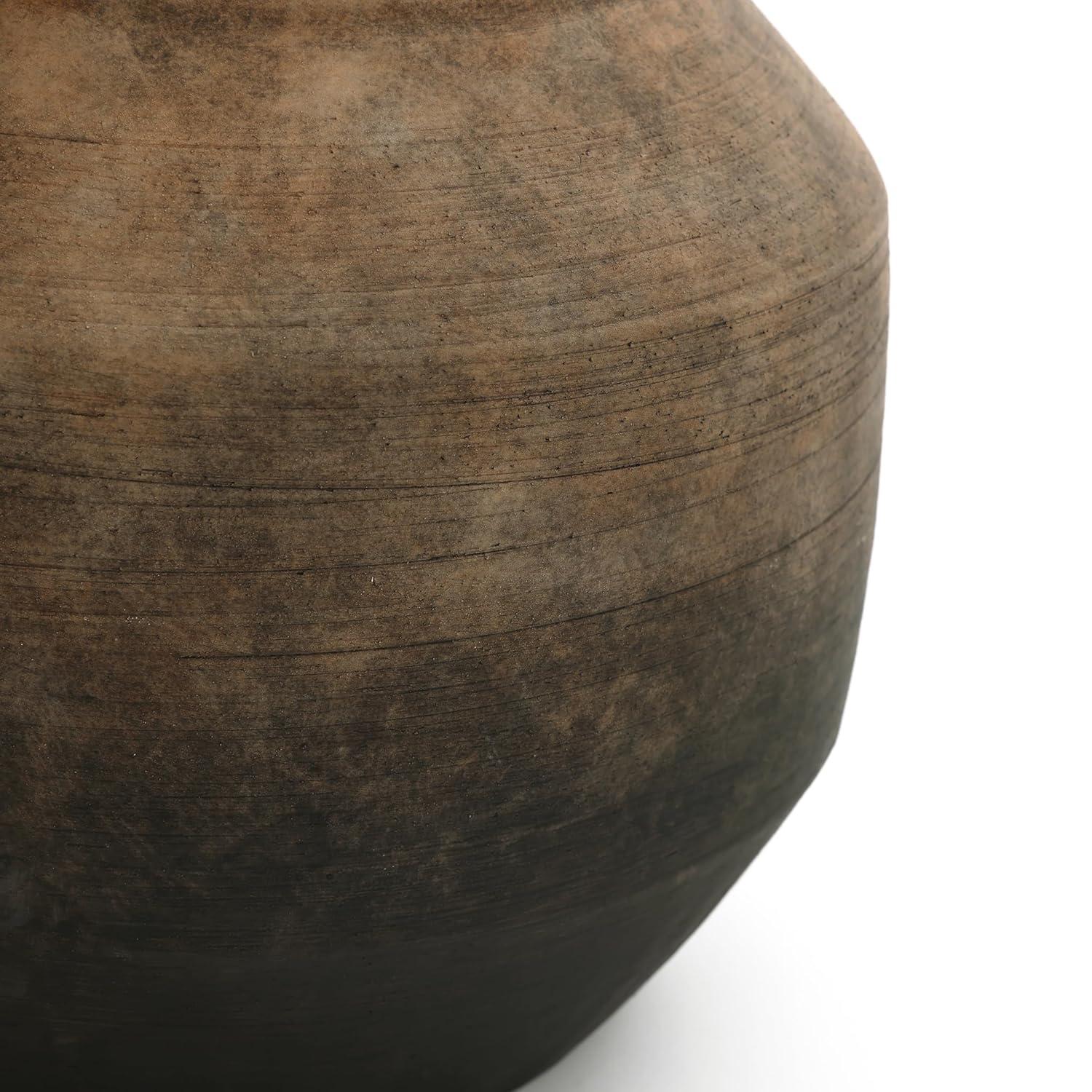 LuxenHome Brown Ombre Terracotta 11.4-Inch Round Vase