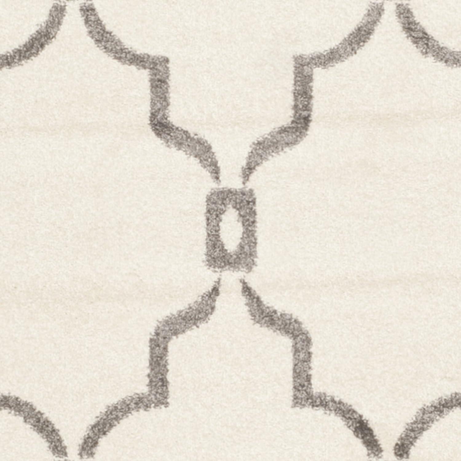 Amherst AMT414 Power Loomed Indoor Area Rug - Ivory/Grey - 8'x10' - Safavieh