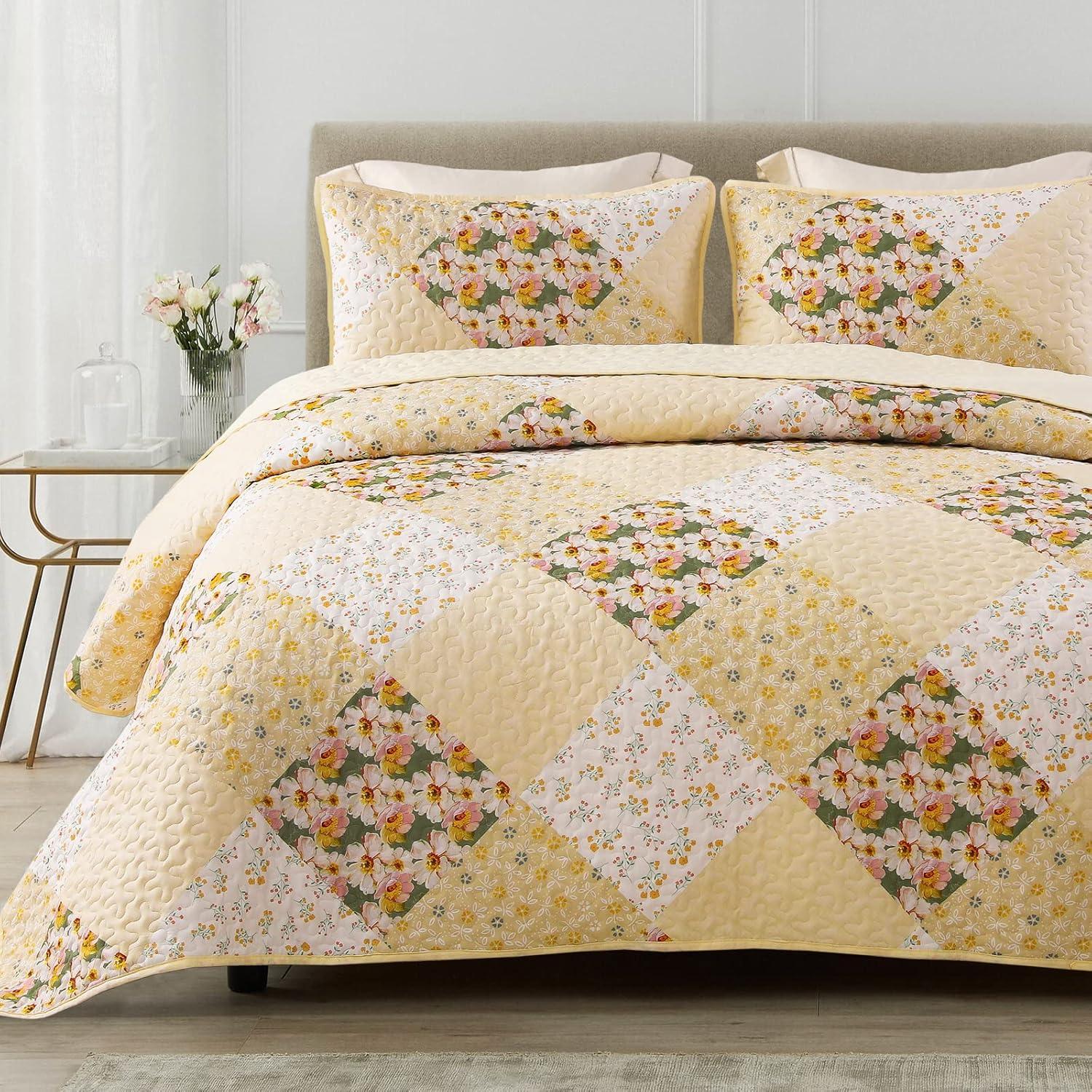 Exclusivo Mezcla 3 Pieces Boho Bohemian Quilt Set King Size, Lightweight Patchwork Quilted Bedspread/Coverlet/Bed cover/Bedding Set, Yellow