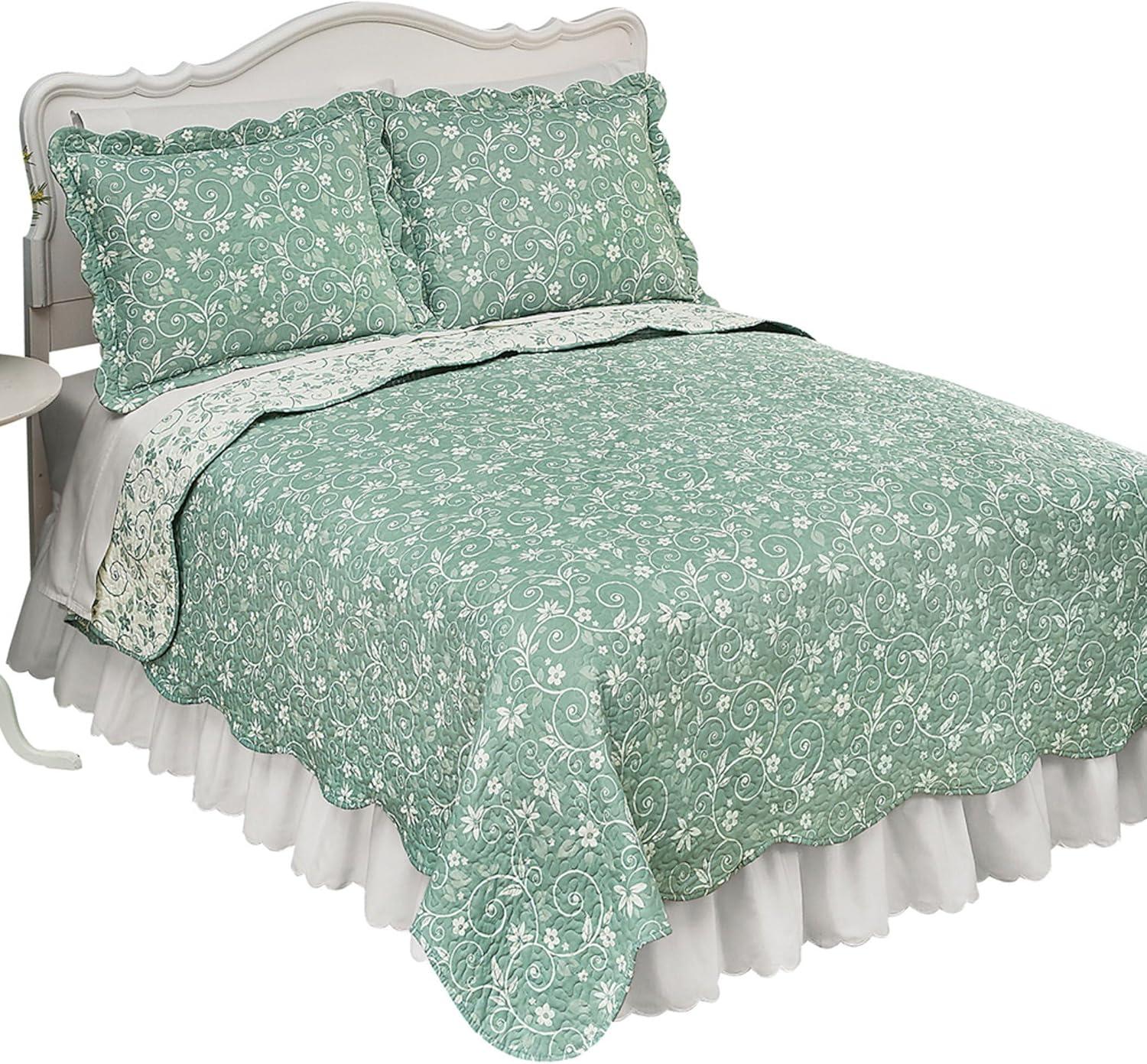 Sage Reversible Floral Twin Quilt Set with Scalloped Edges