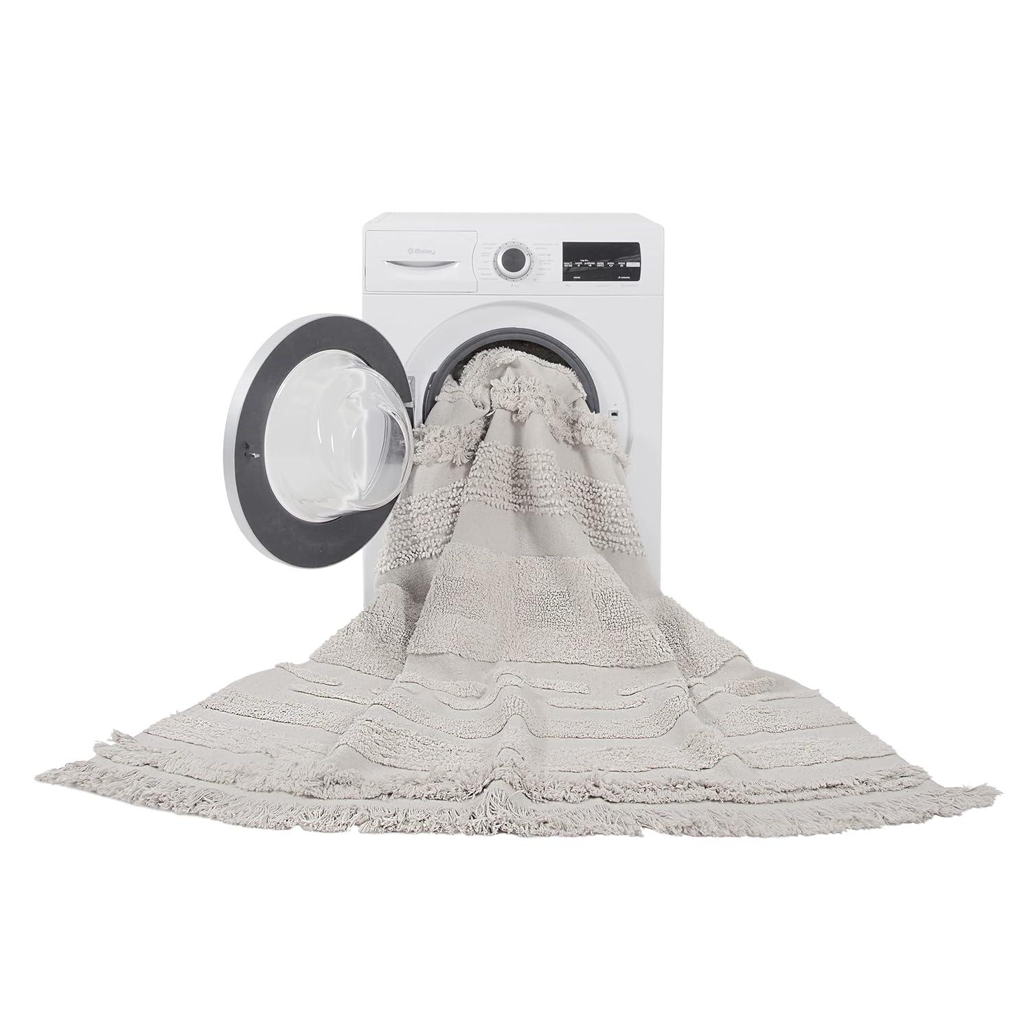 Lorena Canals Solid Color Handmade Tufted Rectangle 5'7" x 8' Cotton Area Rug in Natural