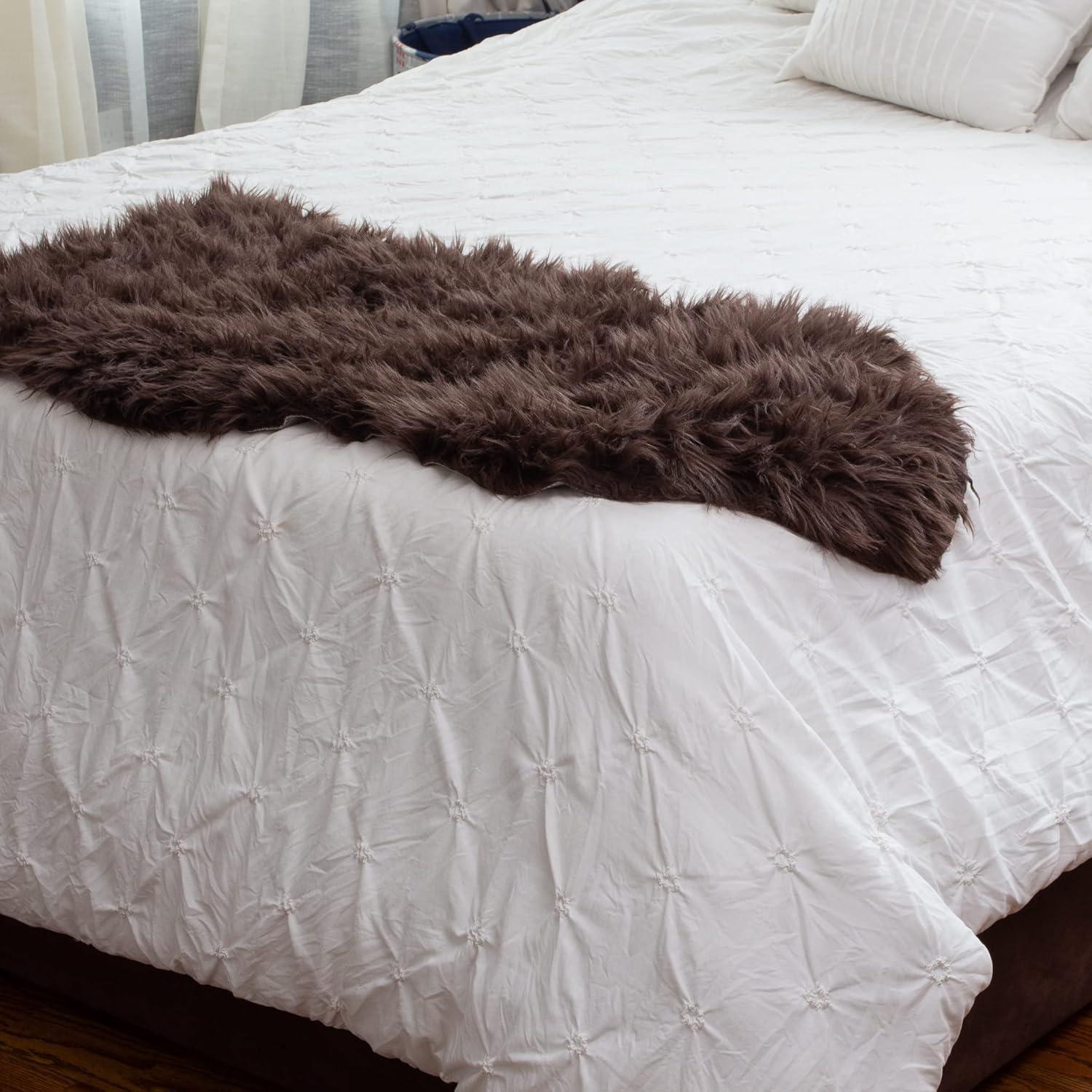 Super Area Rug Glam Solid Print Shag Area Rug, 2' x 4'