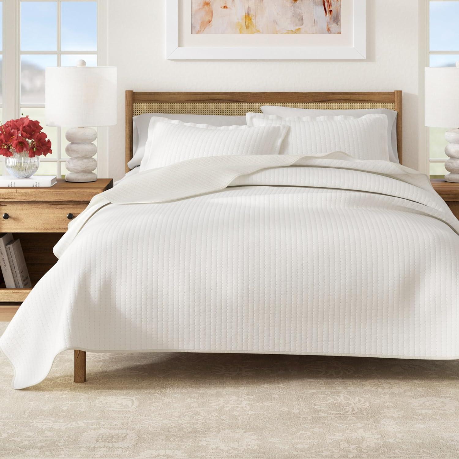 FreshFolds Modern & Contemporary Stripe Stitched Quilt Set with Shams