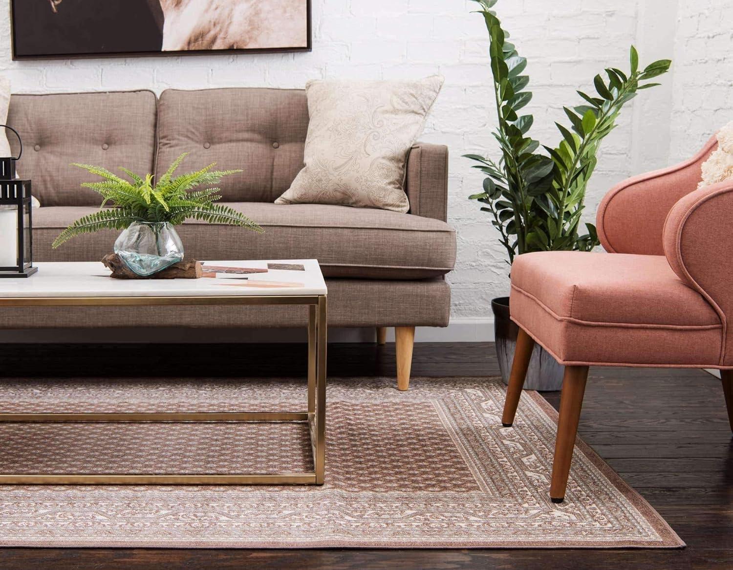 Williamsburg Allover Brown 4' 0 x 6' 0 Area Rug