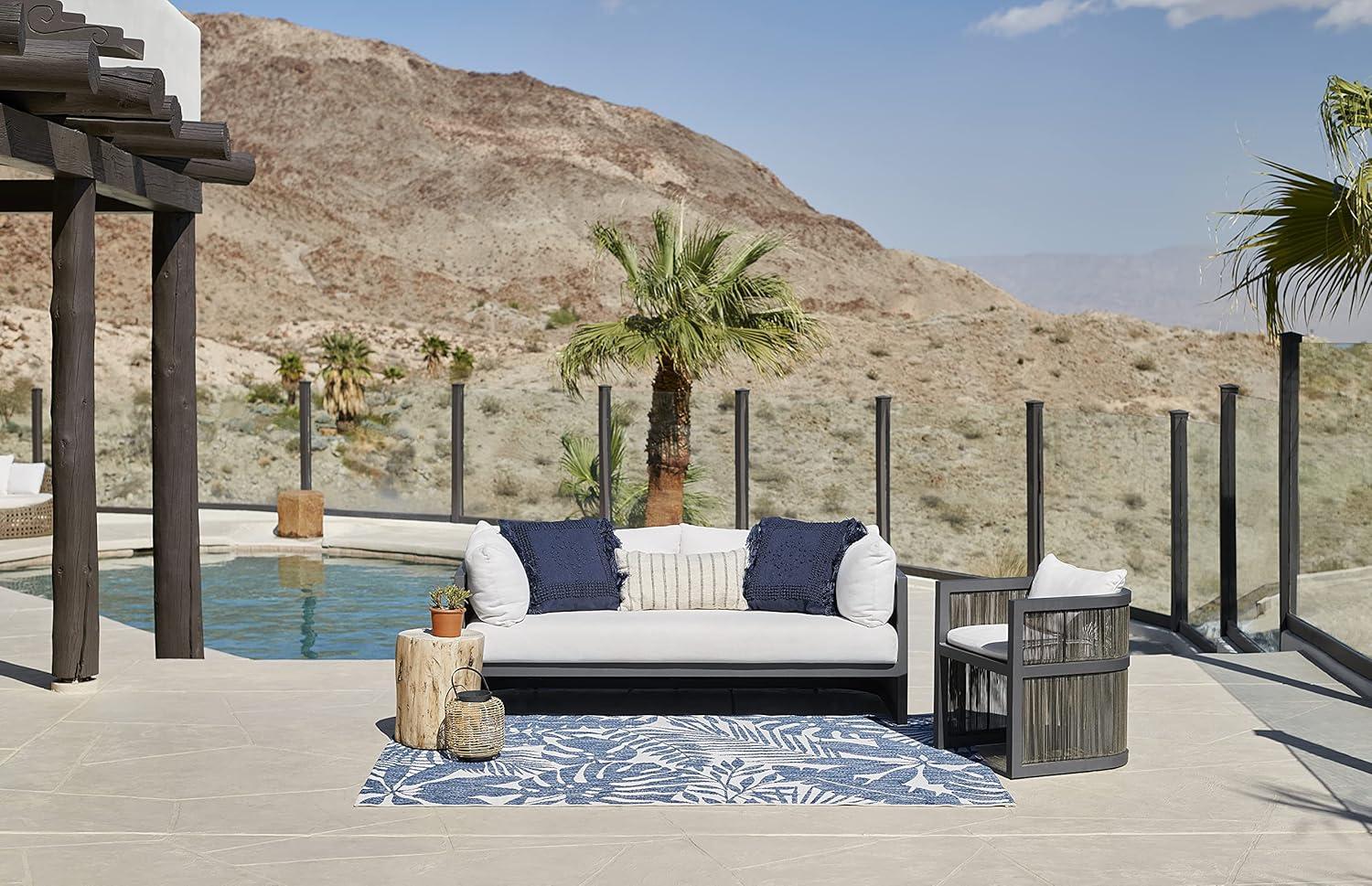 Novogratz Villa Floral Blue/Beige Indoor / Outdoor Area Rug