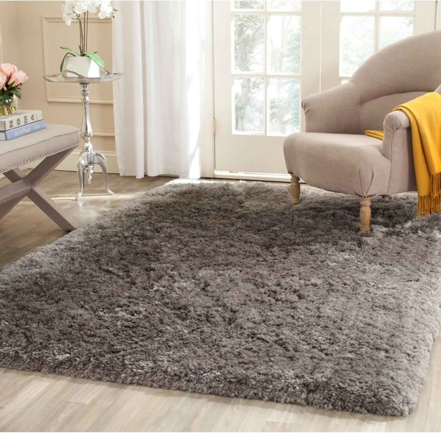 Ivory Round Tufted Sheepskin Shag Rug, 7' Diameter