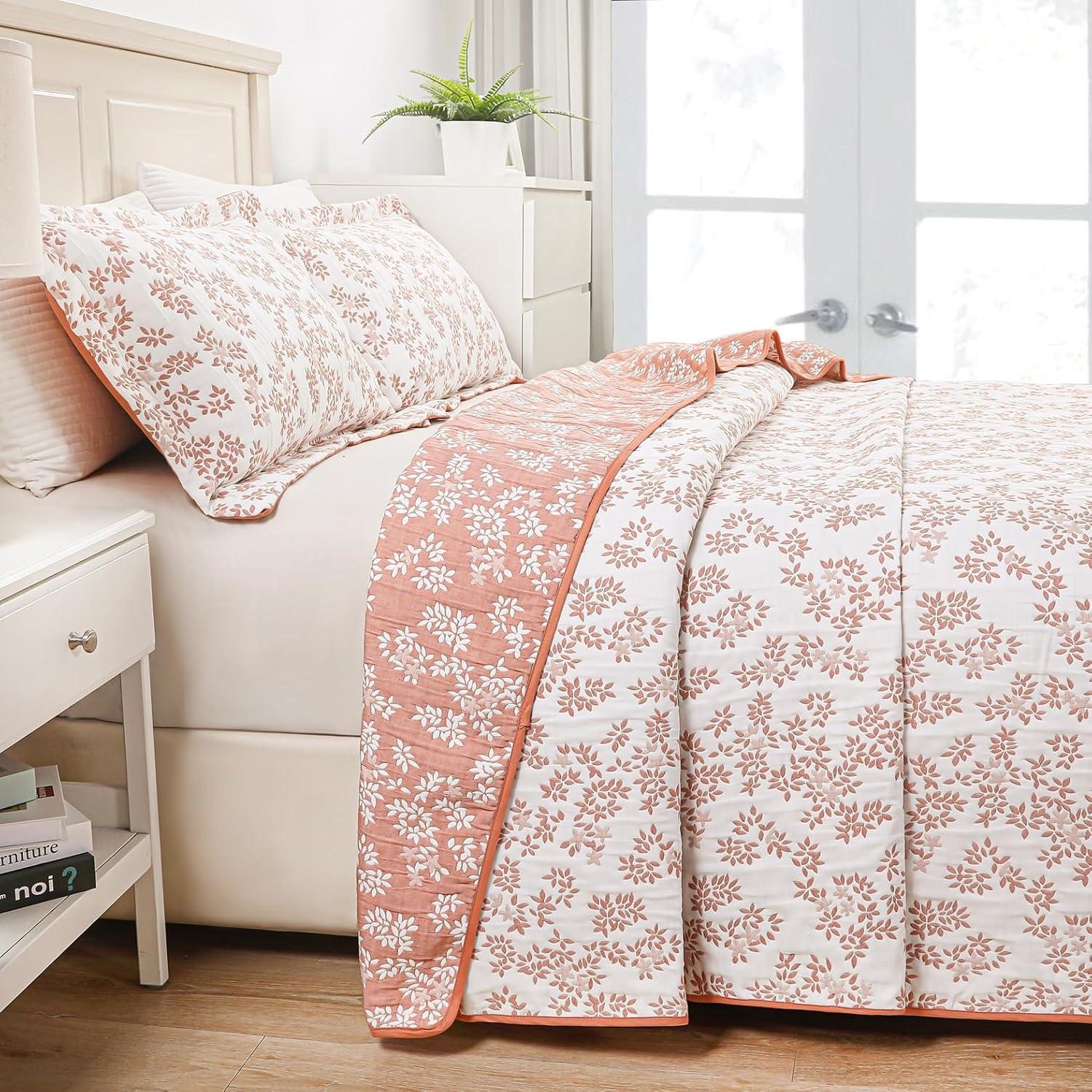 Marina Decoration Percale Floral Quilt Set