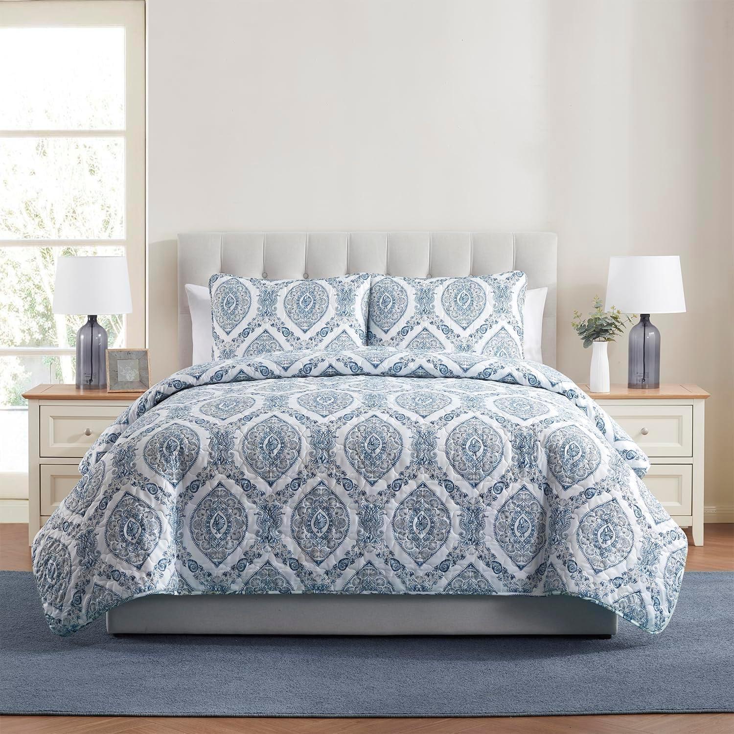 Sea Damask 3-Piece Printed Coastal Quilt Set