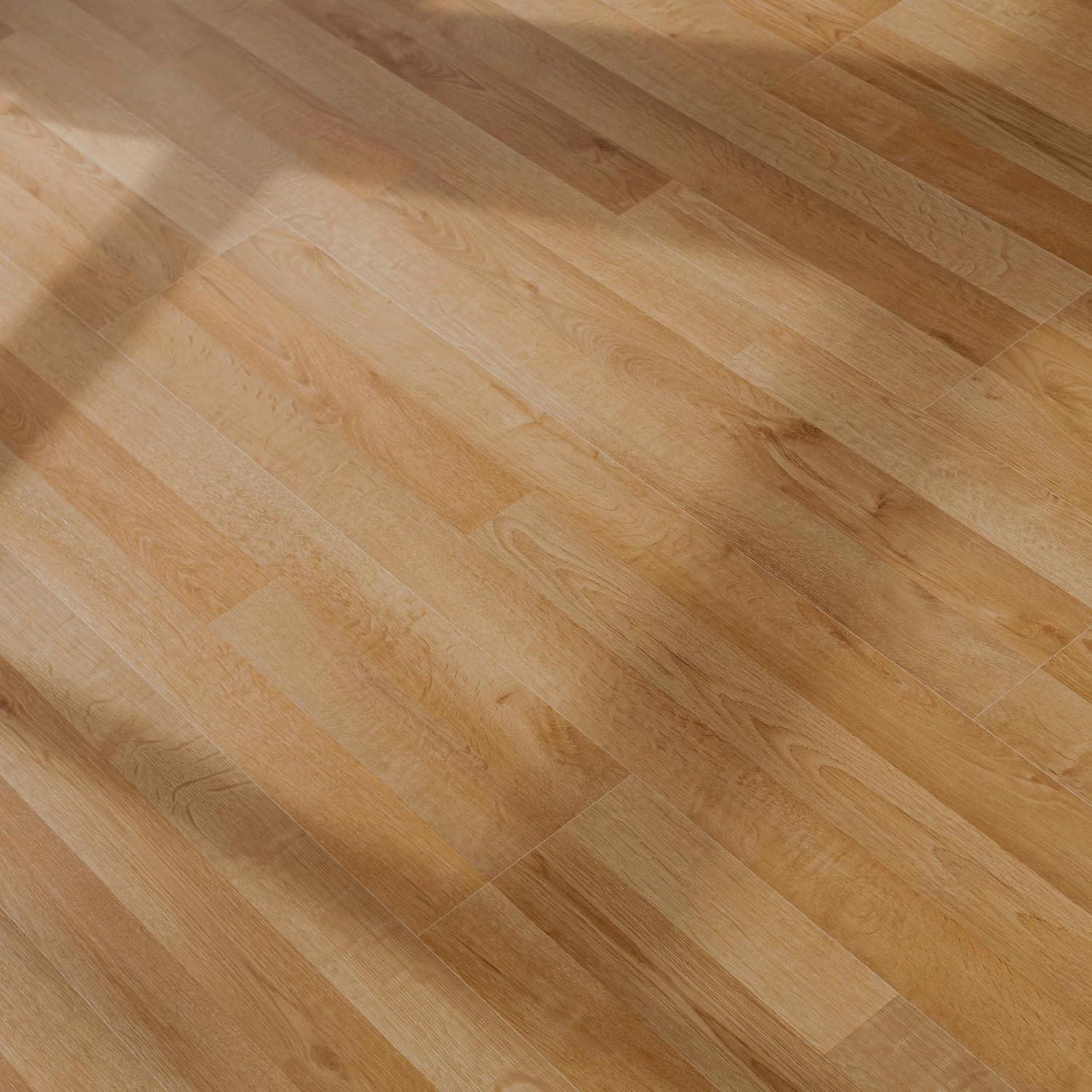 Blonde Red Oak Look Laminate Flooring Planks