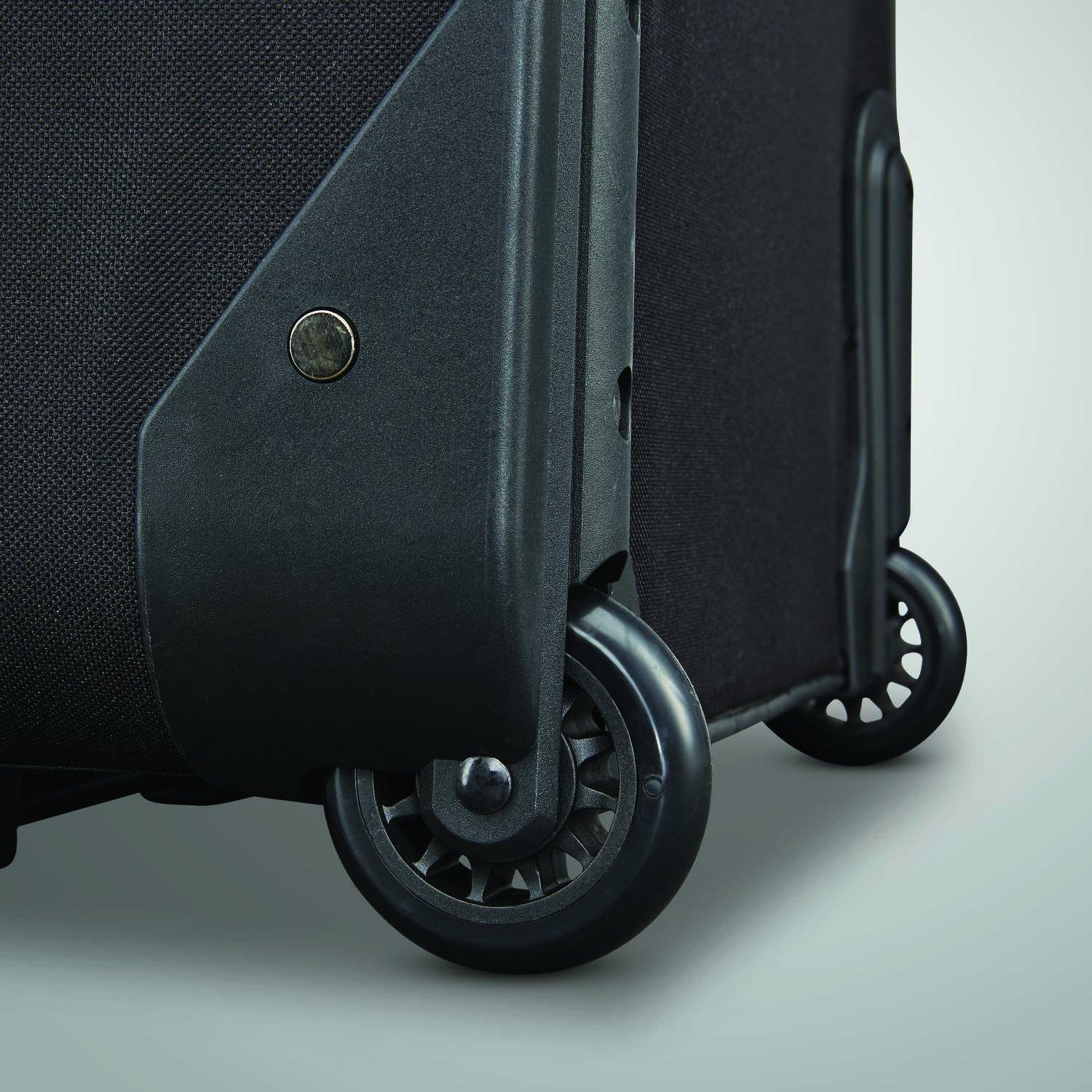American Tourister Fieldbrook XLT 4 Piece Softside Luggage Set