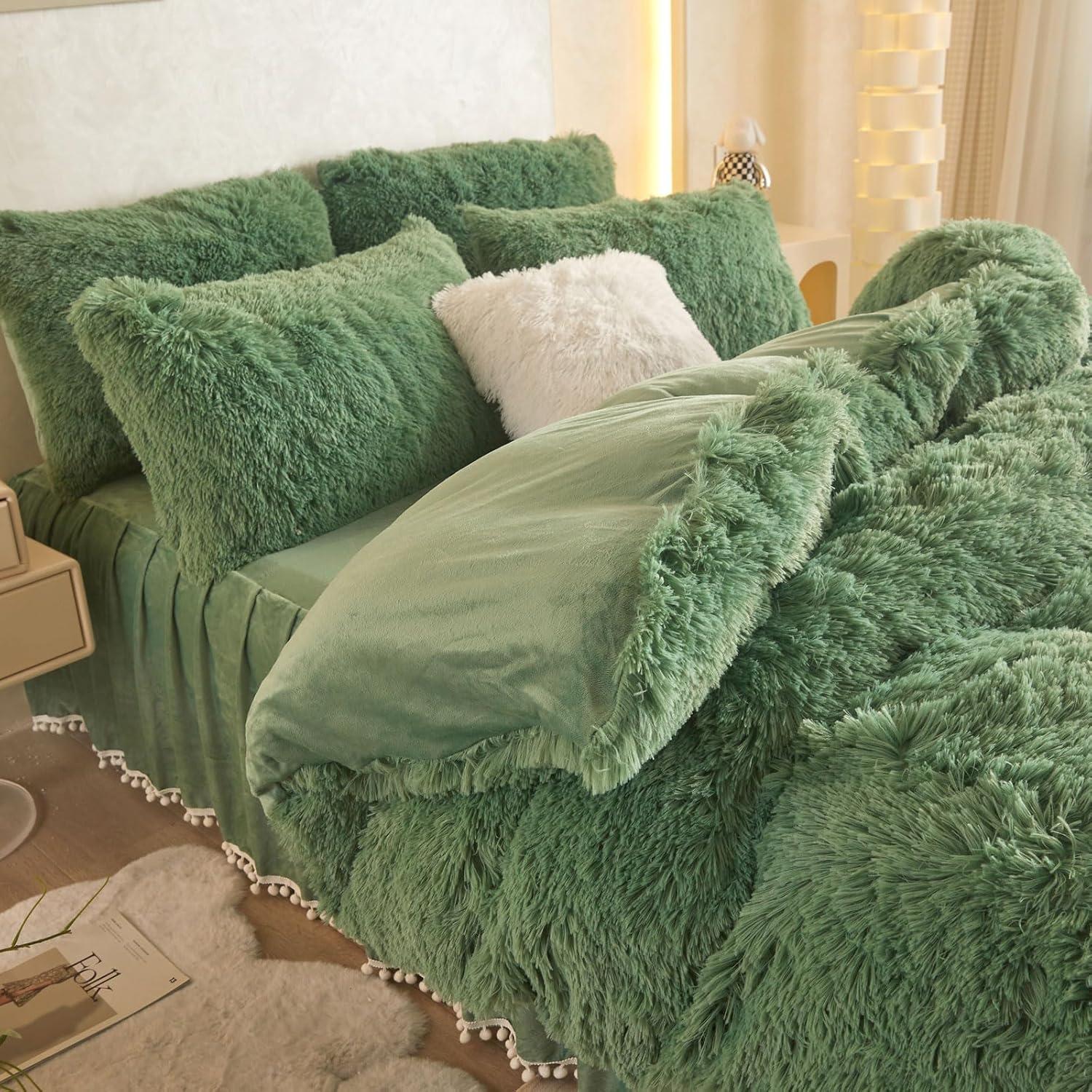 LIFEREVO 3 Pieces Luxury Plush Shaggy Faux Fur Duvet Cover Set(1 Fluffy Fuzzy Comforter Cover + 2 Pompoms Fringe Quilted Pillow Shams) Furry Bed Set, Zipper Closure, Queen Size, Dark Green