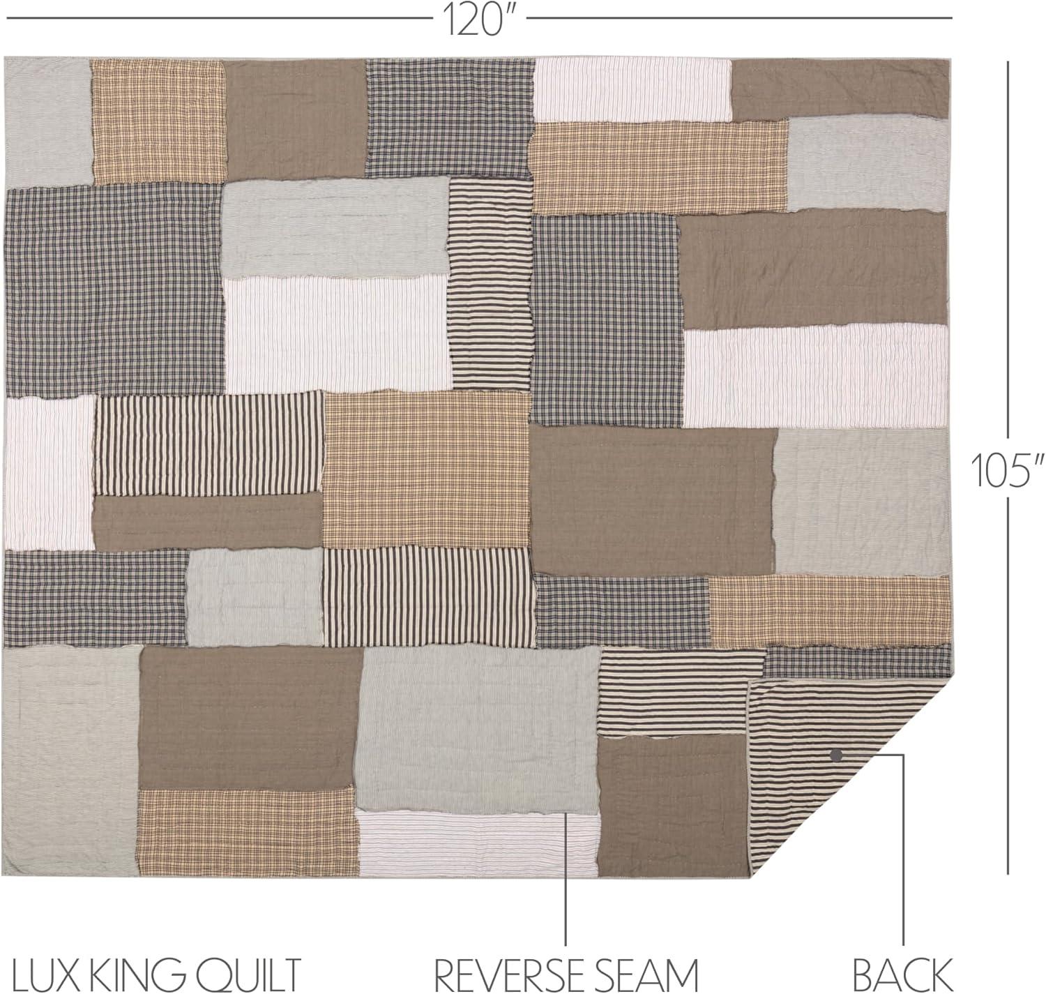 Ashmont Farmhouse / Country Cotton Patchwork Quilt