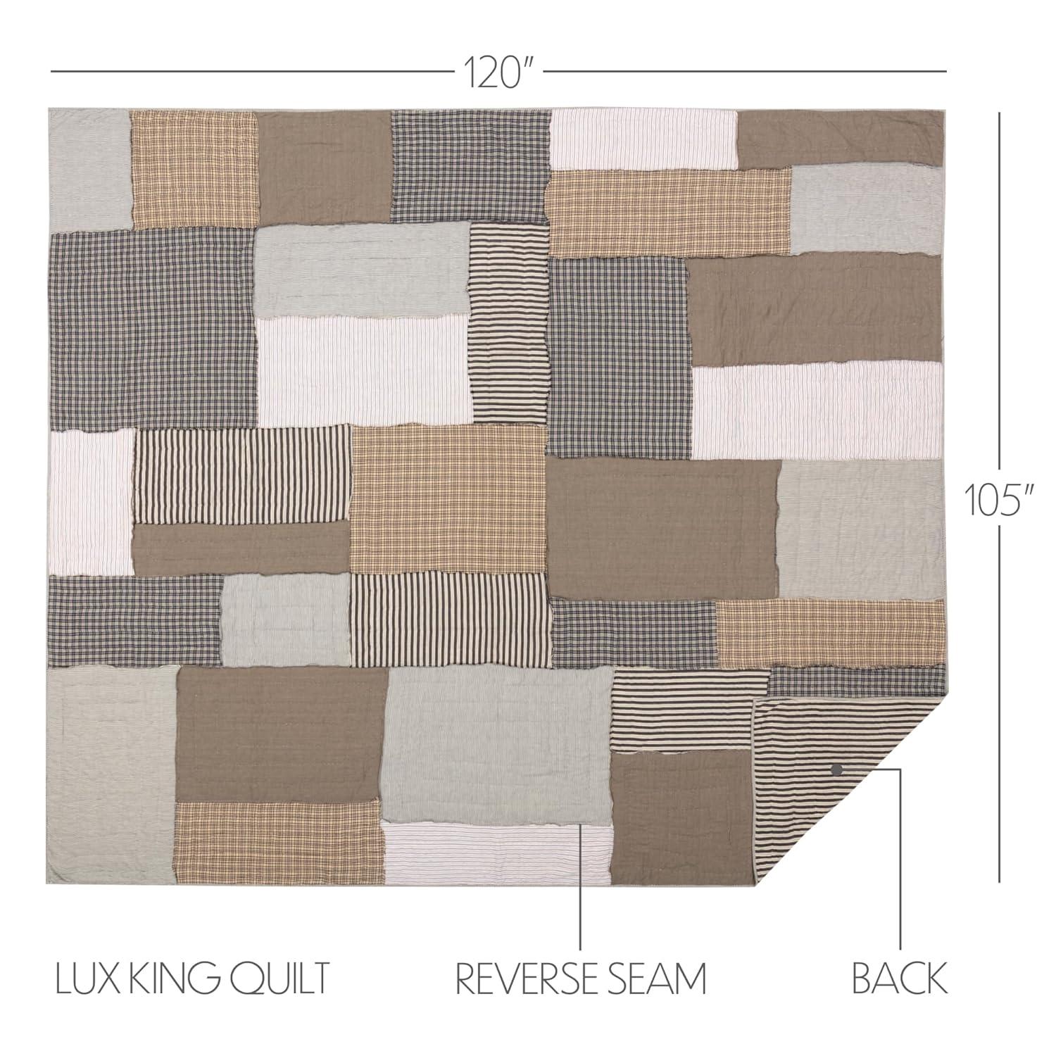 Ashmont Farmhouse / Country Cotton Patchwork Quilt