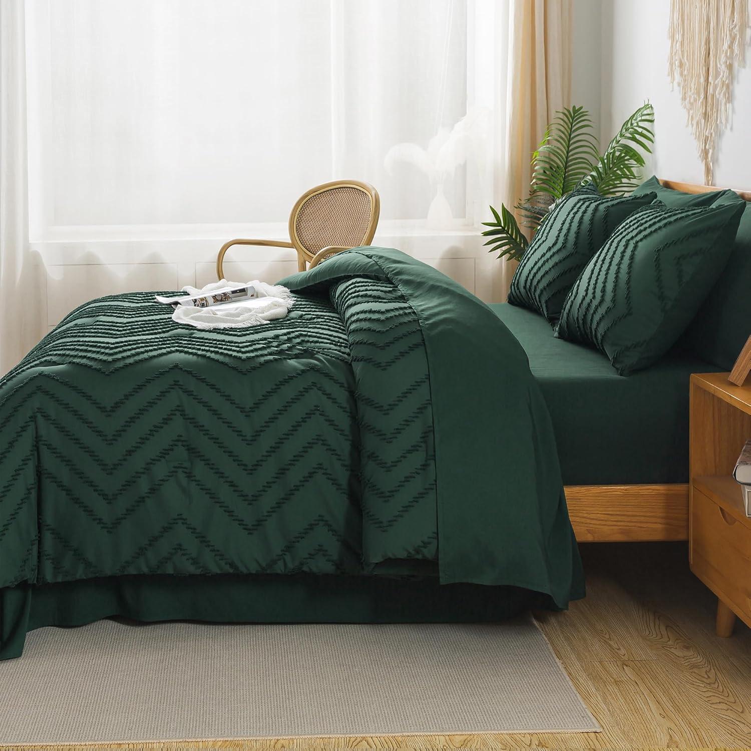 Comforters Queen Size Set with Sheets Dark Emerald Green - 7 Pieces Bed in a Bag Queen Chevron Tufted Complete Beddding Sets with Comforter, Sheets, Pillowcases & Shams