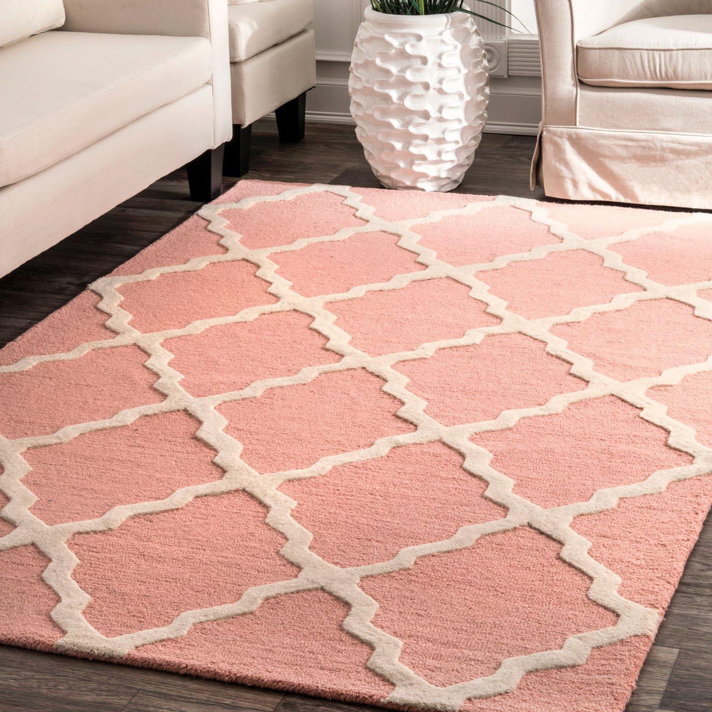 Handmade Baby Pink Wool Trellis Rectangular Rug