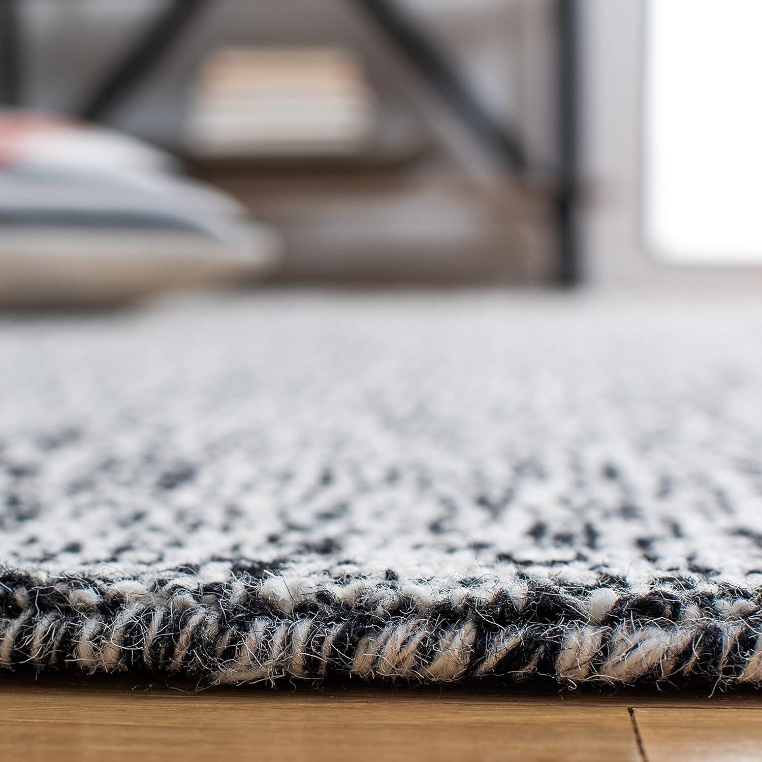 Abstract ABT468 Handmade Indoor Area Rug - Black/Ivory - 8'x10' - Safavieh
