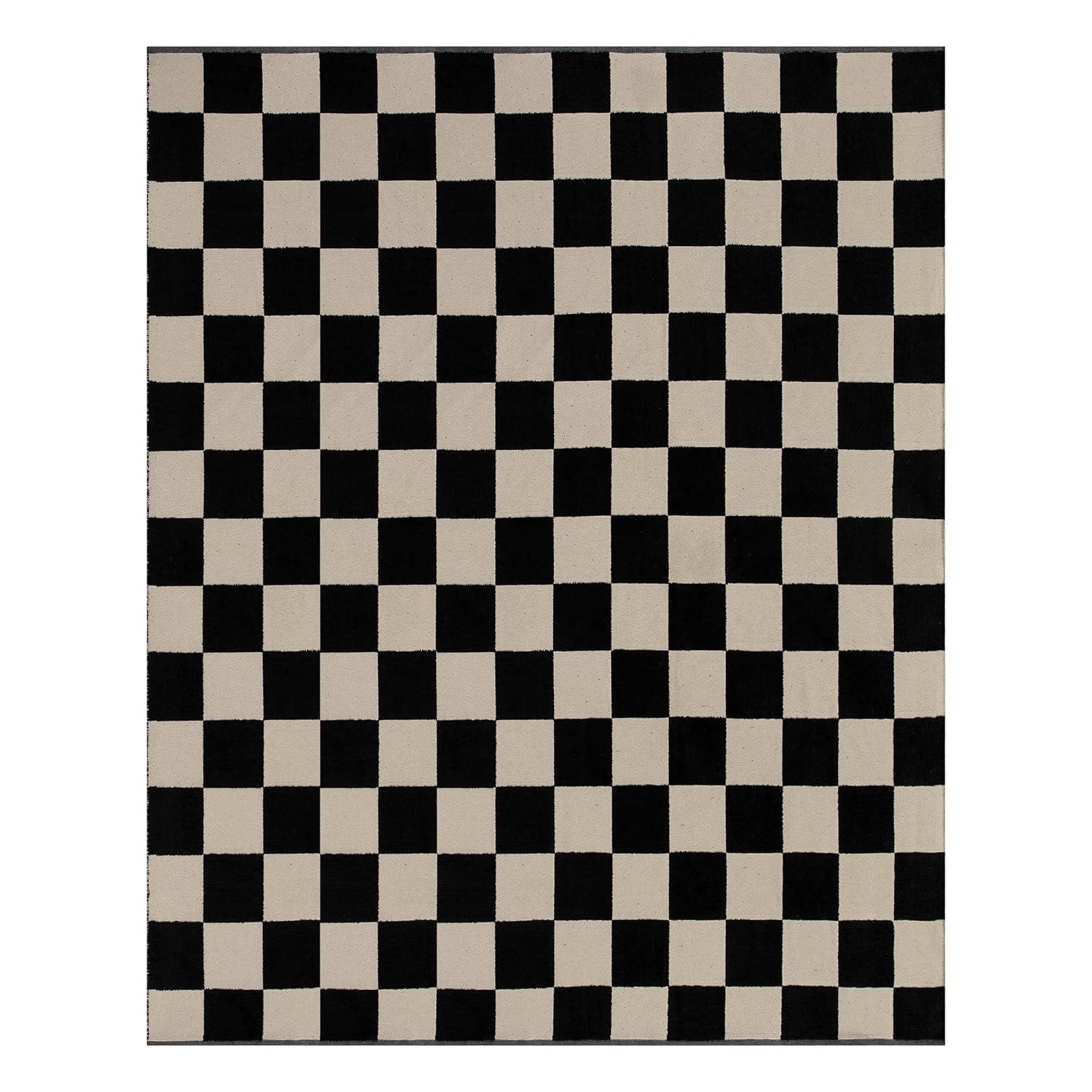 Luxe Weavers Checkered Black and White Geometric 8x10 Area Rug