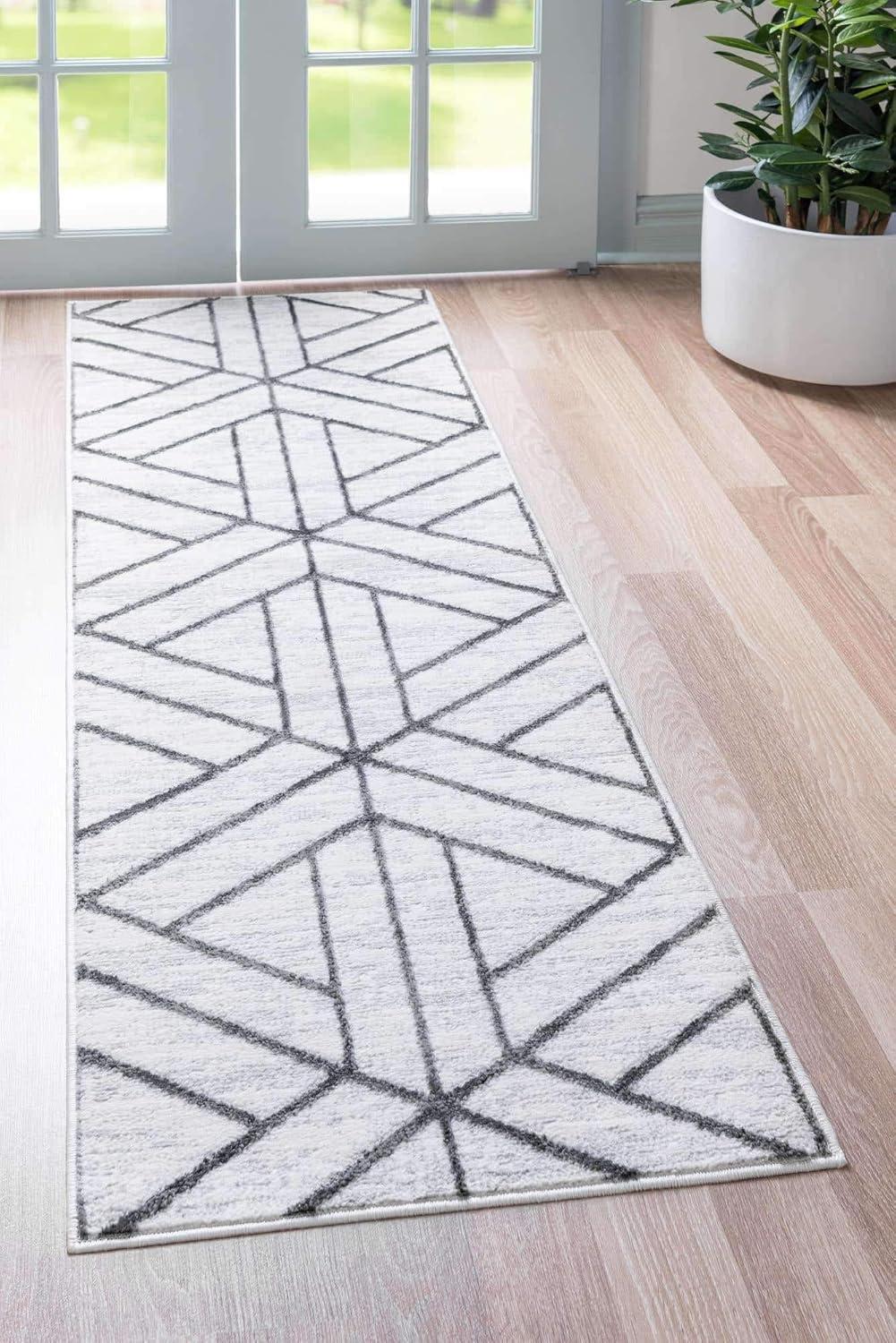 White and Gray Synthetic Trellis Runner Rug, 3' x 10'
