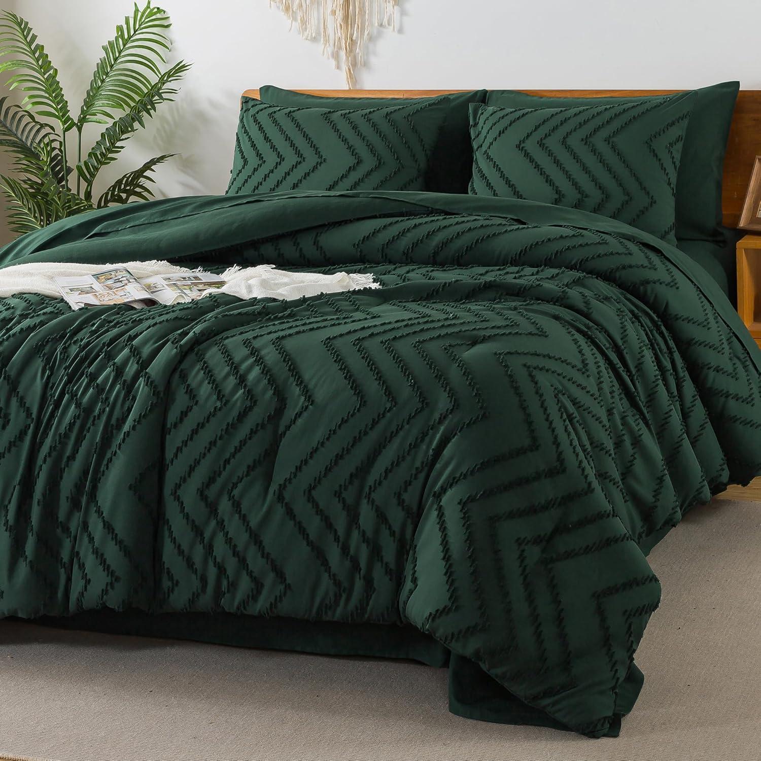 Comforters Queen Size Set with Sheets Dark Emerald Green - 7 Pieces Bed in a Bag Queen Chevron Tufted Complete Beddding Sets with Comforter, Sheets, Pillowcases & Shams