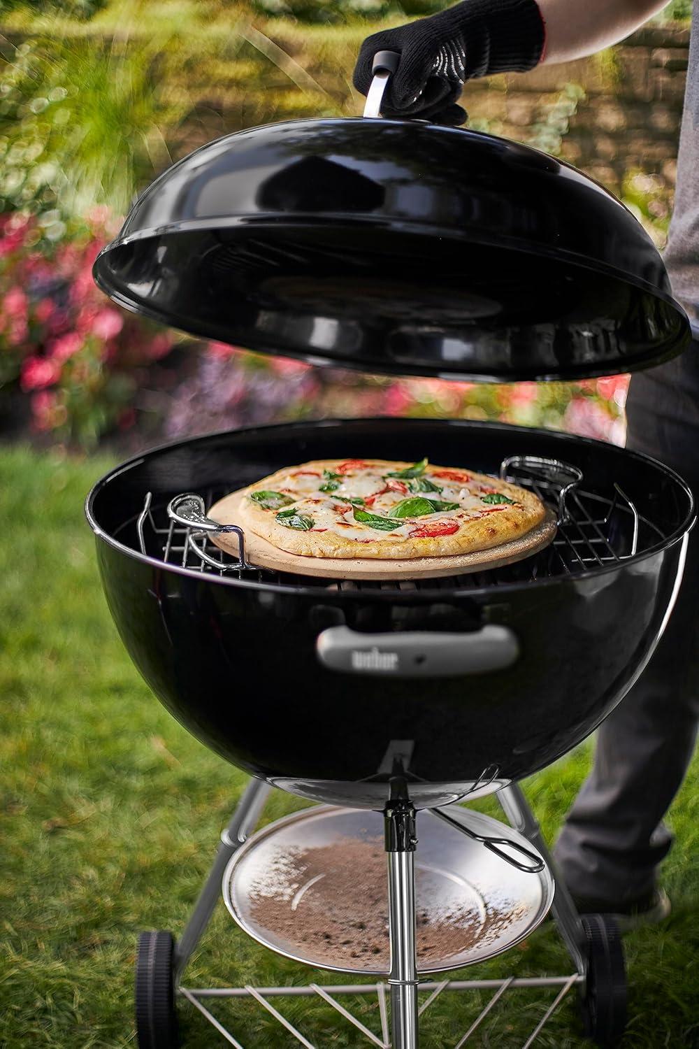 Beige Cordierite Pizza Stone with Metal Carry Rack