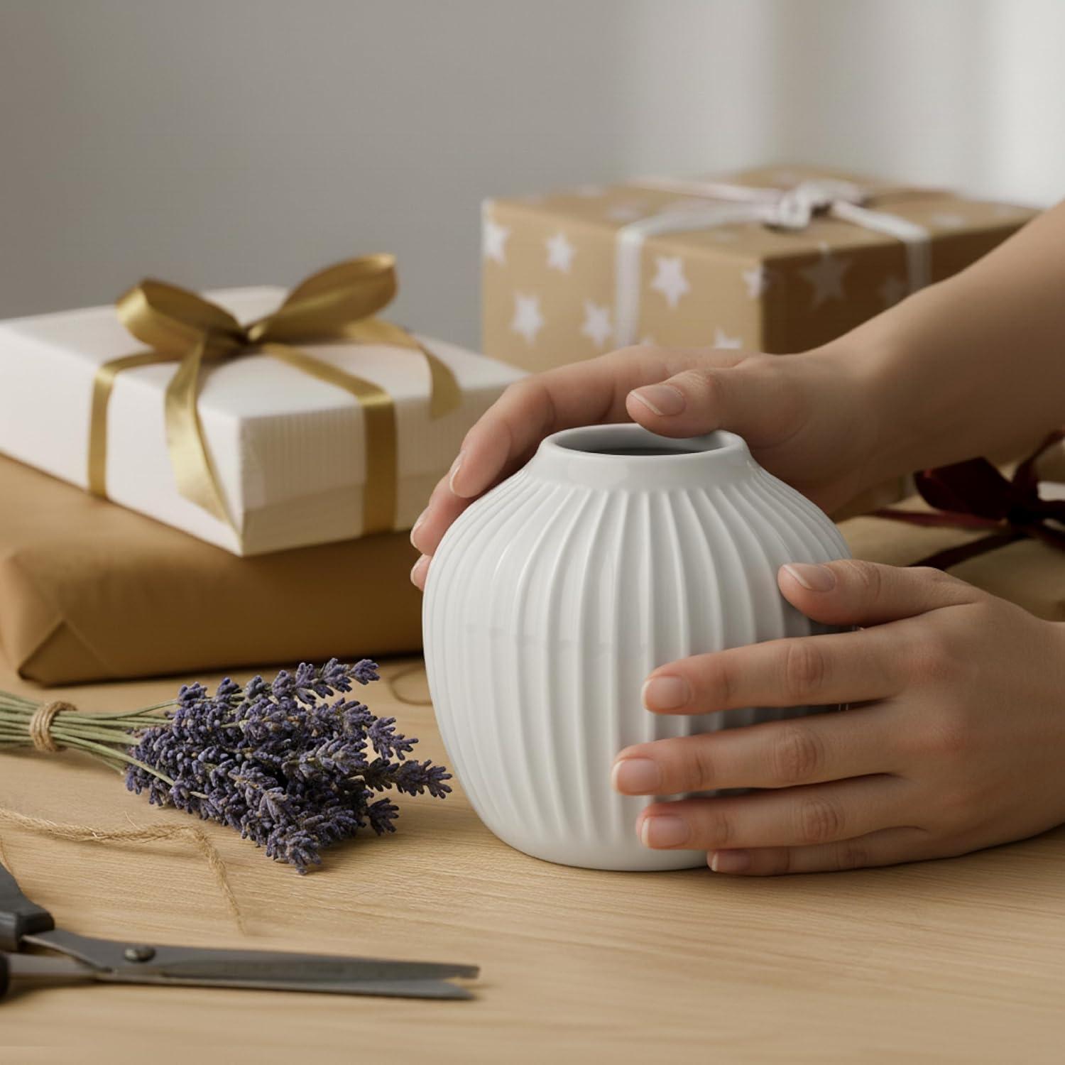 White Porcelain Grooved Round Table Vase