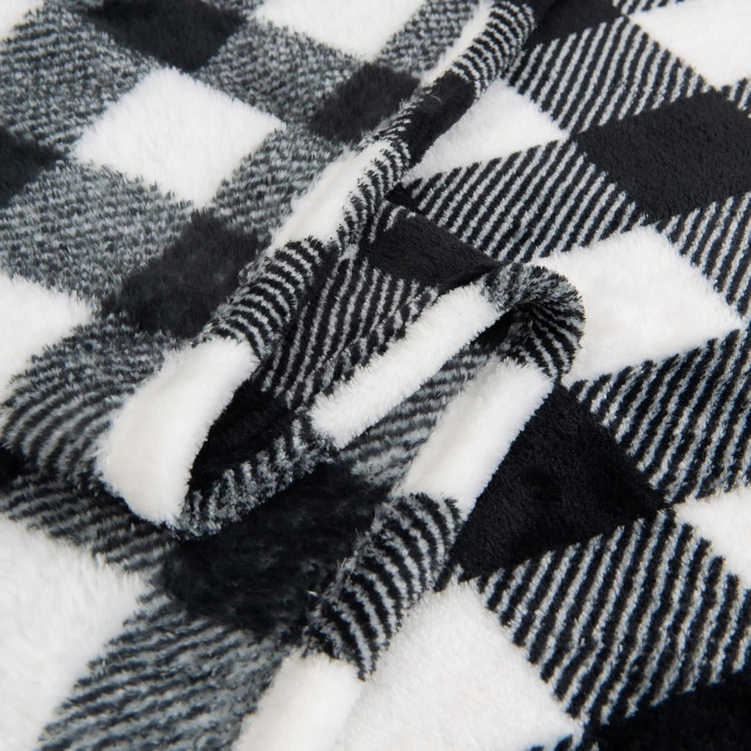 BEDELITE Fleece Throw Blanket for Couch Sofa Bed, Buffalo Plaid Decor Black and White Checkered Blanket, Cozy Fuzzy Soft Lightweight Warm Blankets for All Seasons