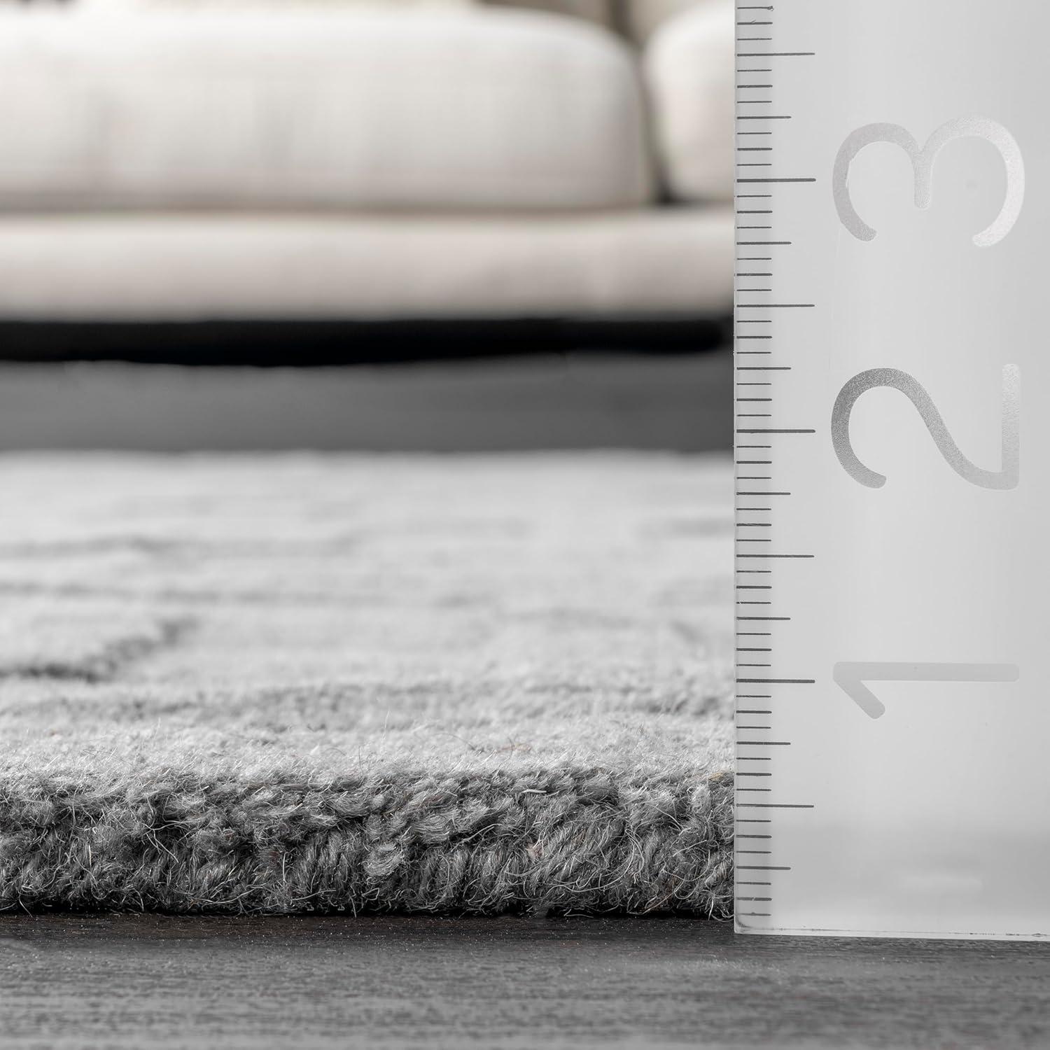 Nuloom Ambrose Geometric 5x8 Wool Indoor Area Rug for Living Room Bedroom Dining Room Kitchen, Grey