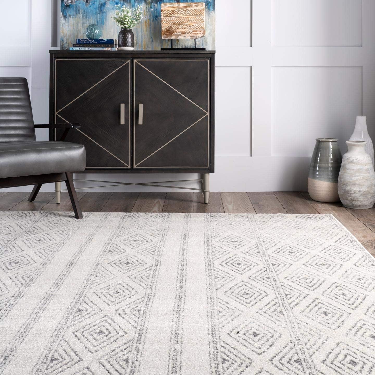 nuLOOM Sarina Tribal Diamonds Accent Rug, 2x3, Grey