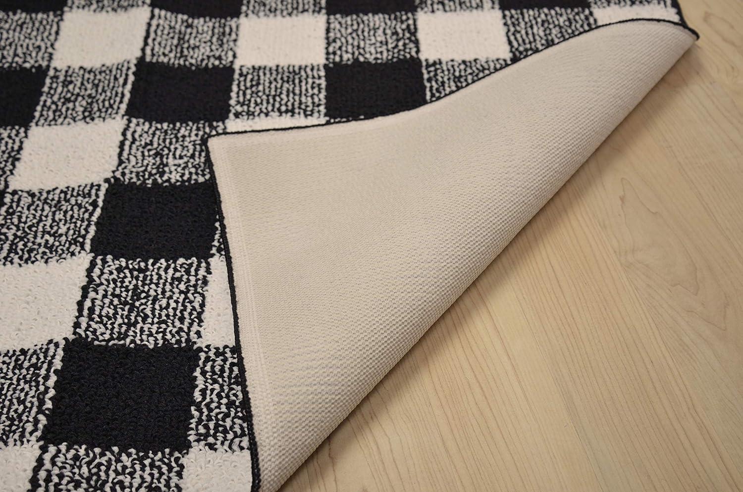 Garland Rug Country Living Buffalo Plaid Polypropylene Black/Ivory Indoor Area Rug, 5' x 7'