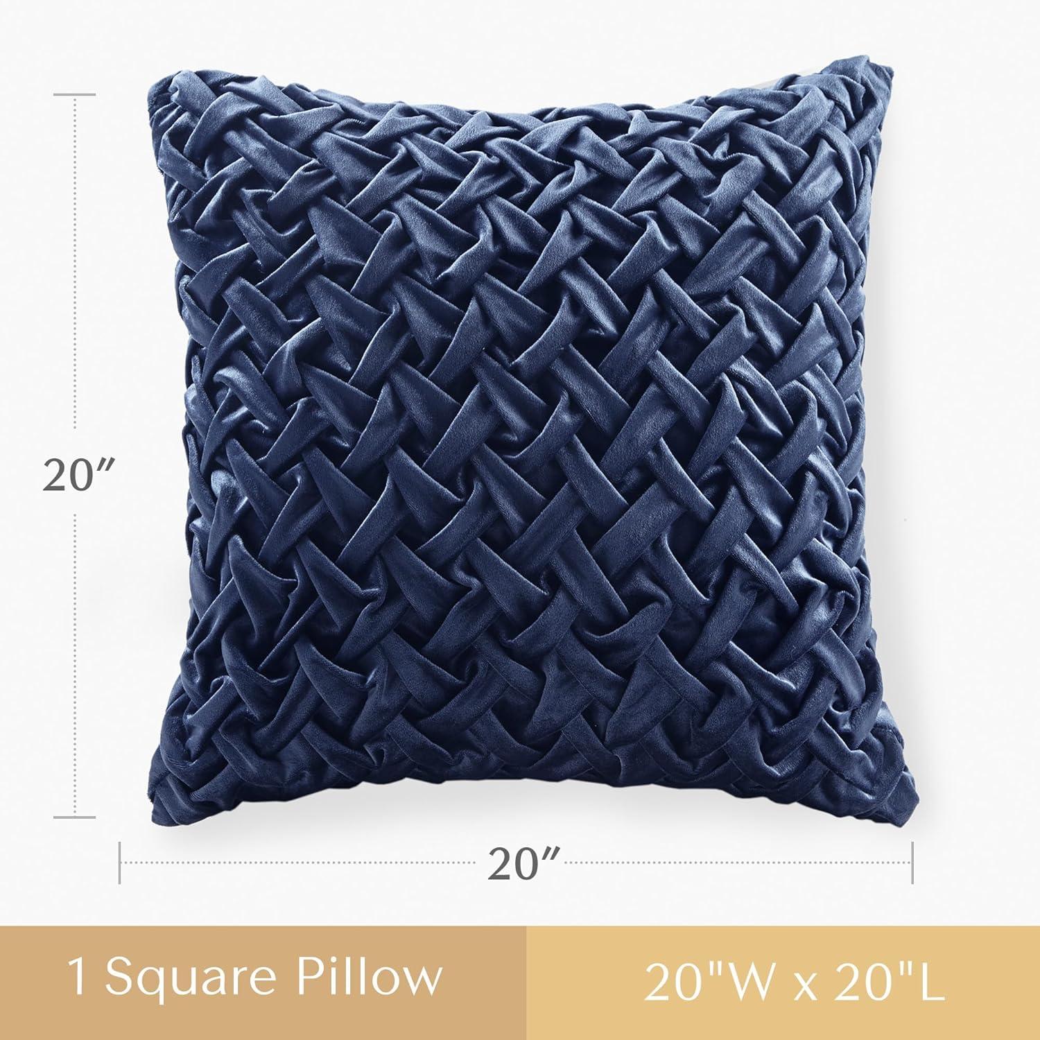 Almohada Decorativa Cuadrada Croscill Classics Winchester en Azul Marino 20x20"