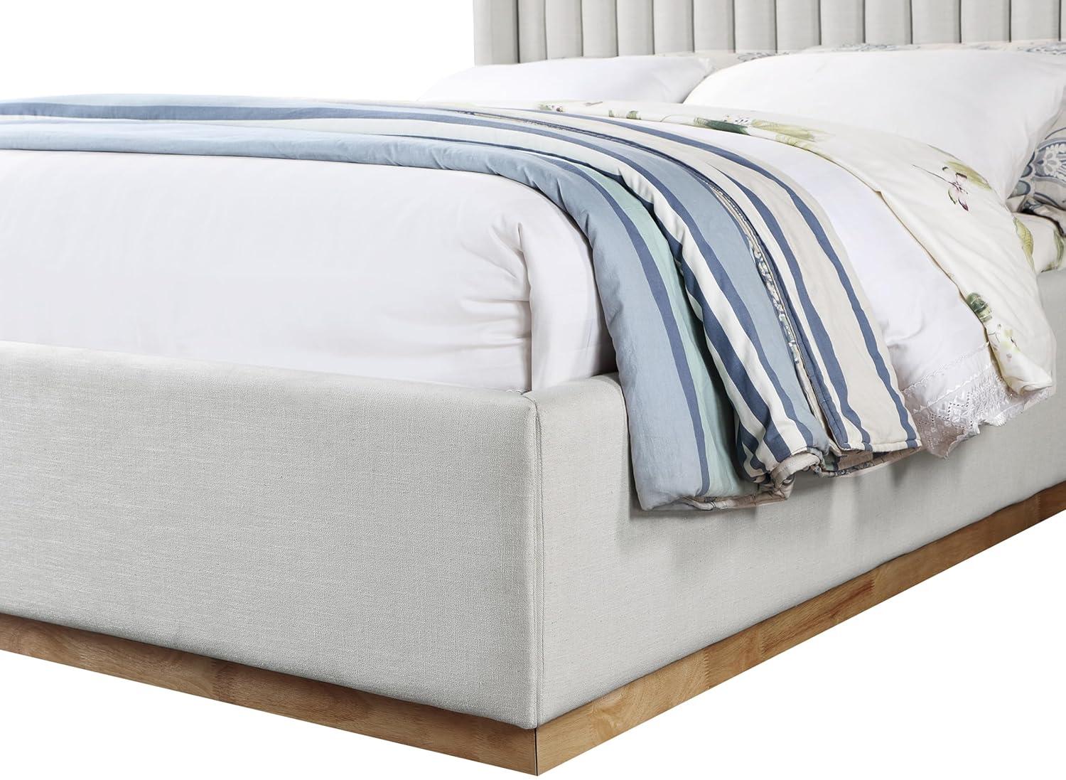Meridian Furniture Queen Contemporary Linen Fabric Wingback Bed, Cream