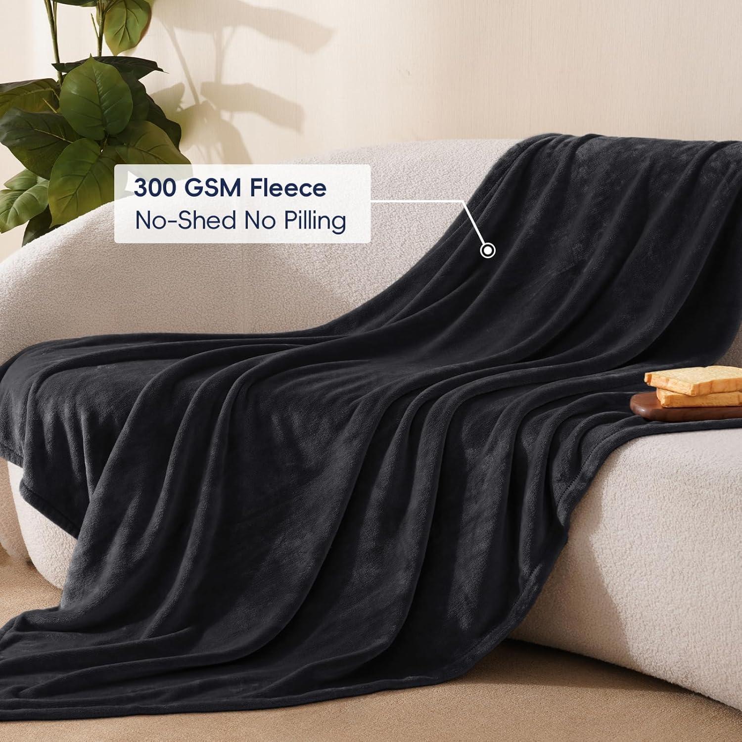 Pavilia Hand Woven Throw Blanket